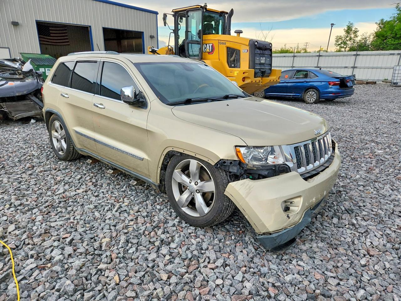 2011 Jeep Grand Cherokee Overland Gold vin: 1J4RR6GT5BC713066