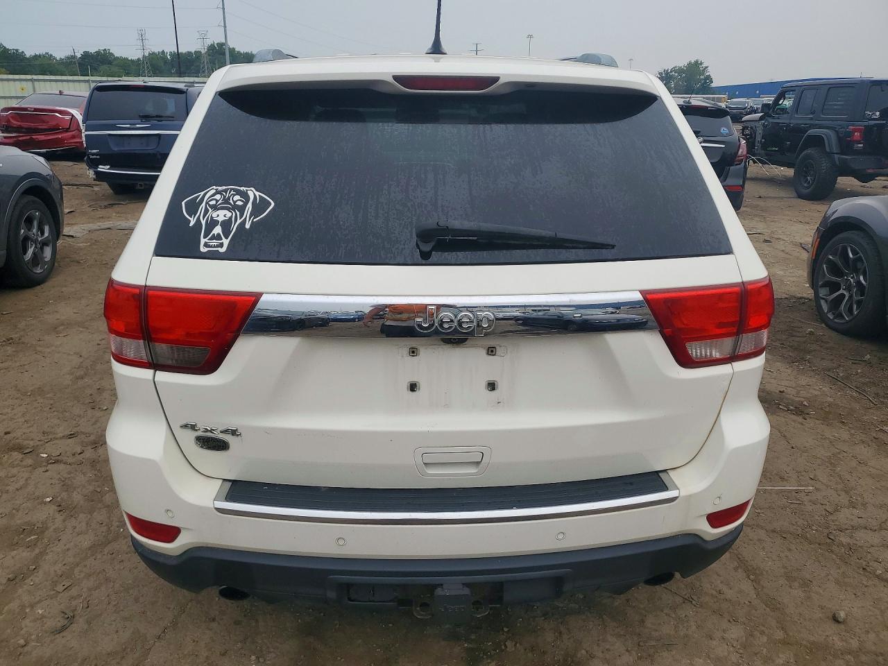 2011 Jeep Grand Cherokee Overland White vin: 1J4RR6GT6BC551707