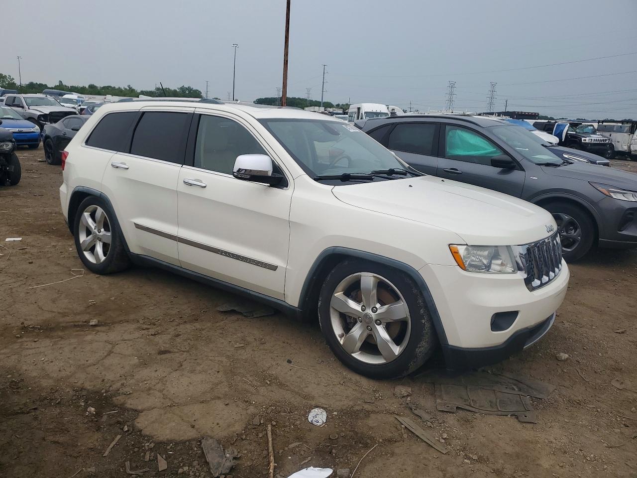 2011 Jeep Grand Cherokee Overland White vin: 1J4RR6GT6BC551707