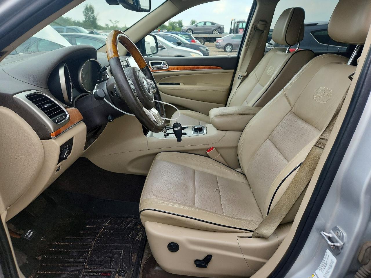 2011 Jeep Grand Cherokee Overland Silver vin: 1J4RR6GT6BC607614