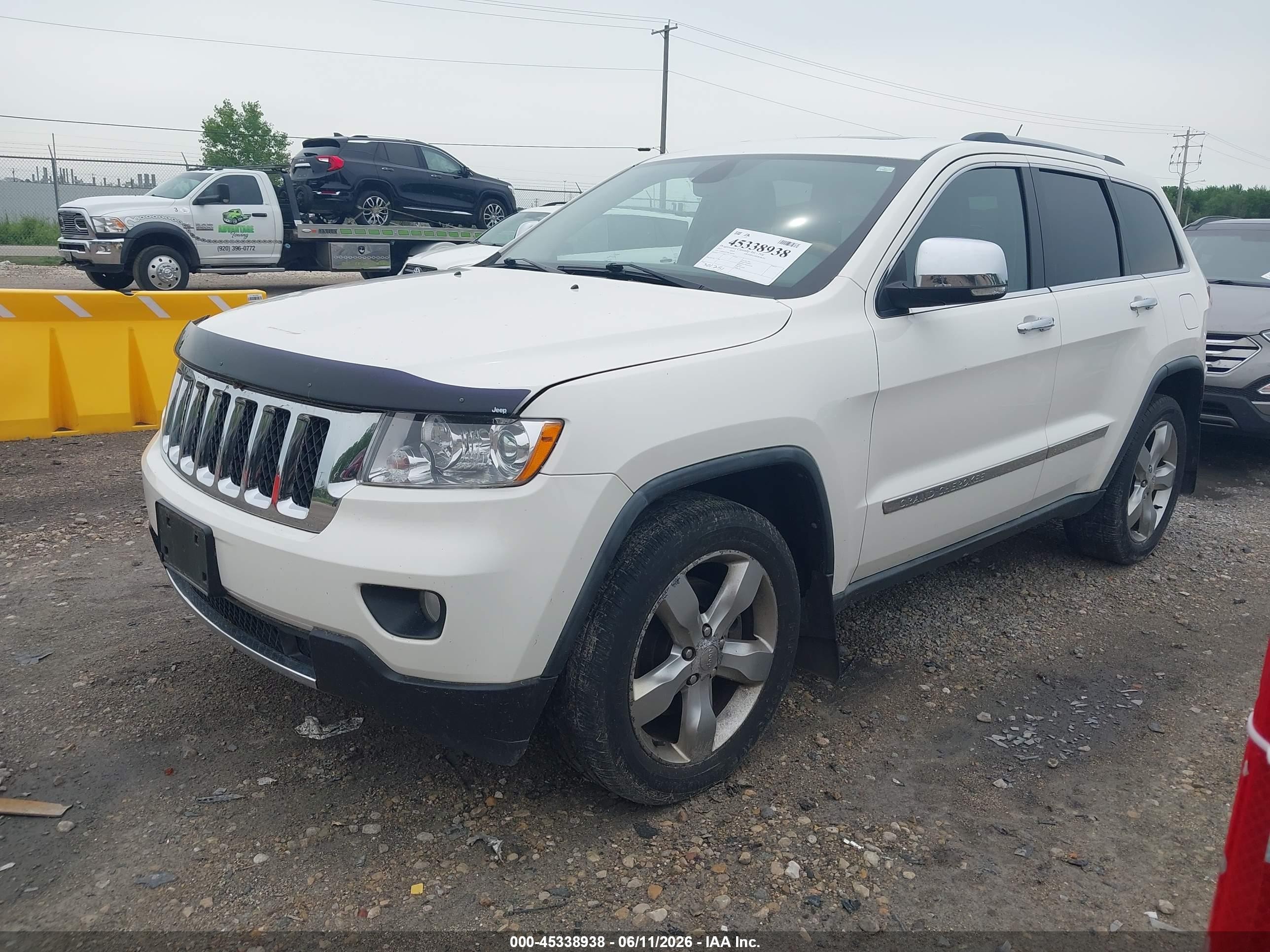 2011 Jeep Grand Cherokee Overland White vin: 1J4RR6GT7BC604950