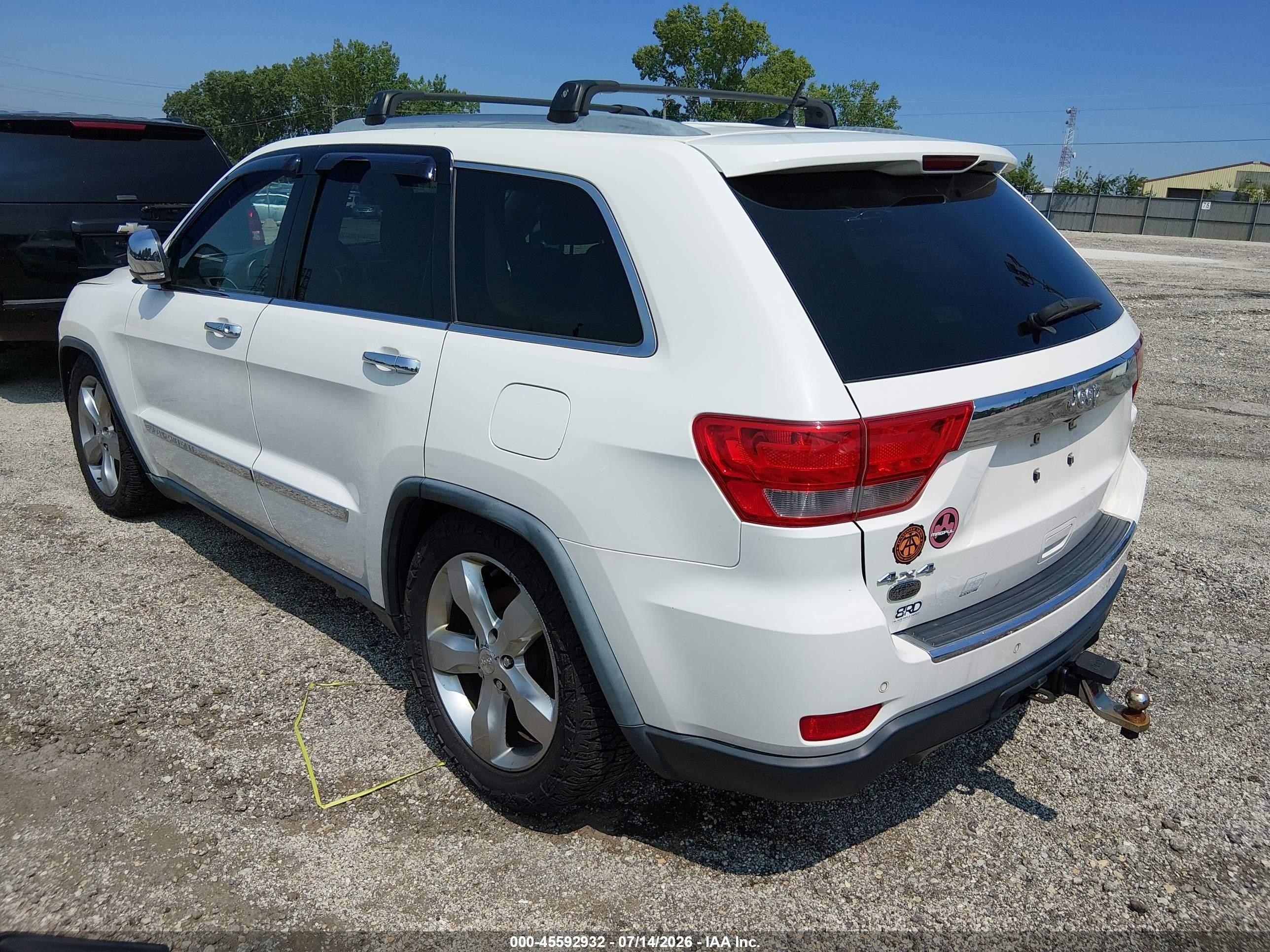 2011 Jeep Grand Cherokee Overland White vin: 1J4RR6GT7BC606231