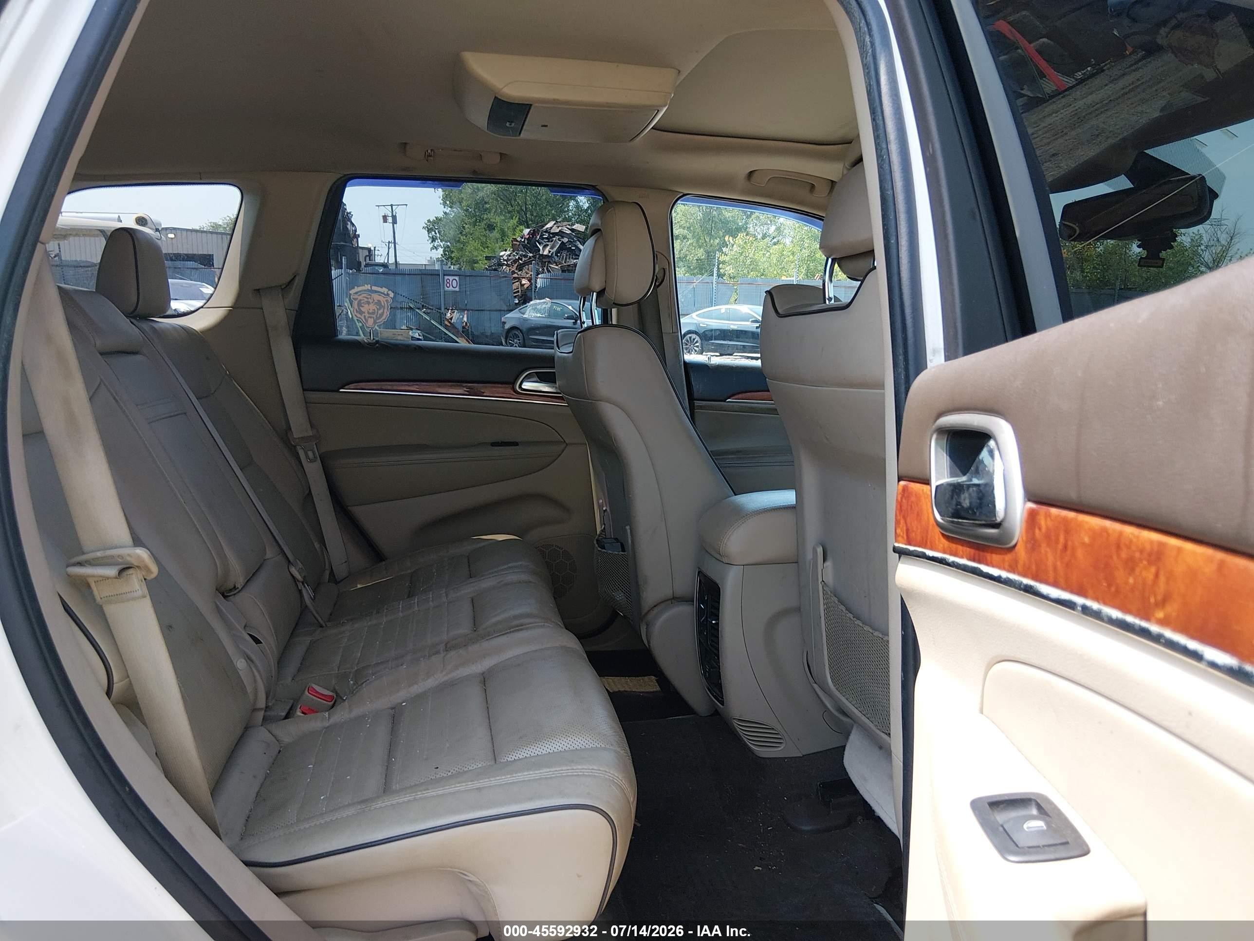 2011 Jeep Grand Cherokee Overland White vin: 1J4RR6GT7BC606231