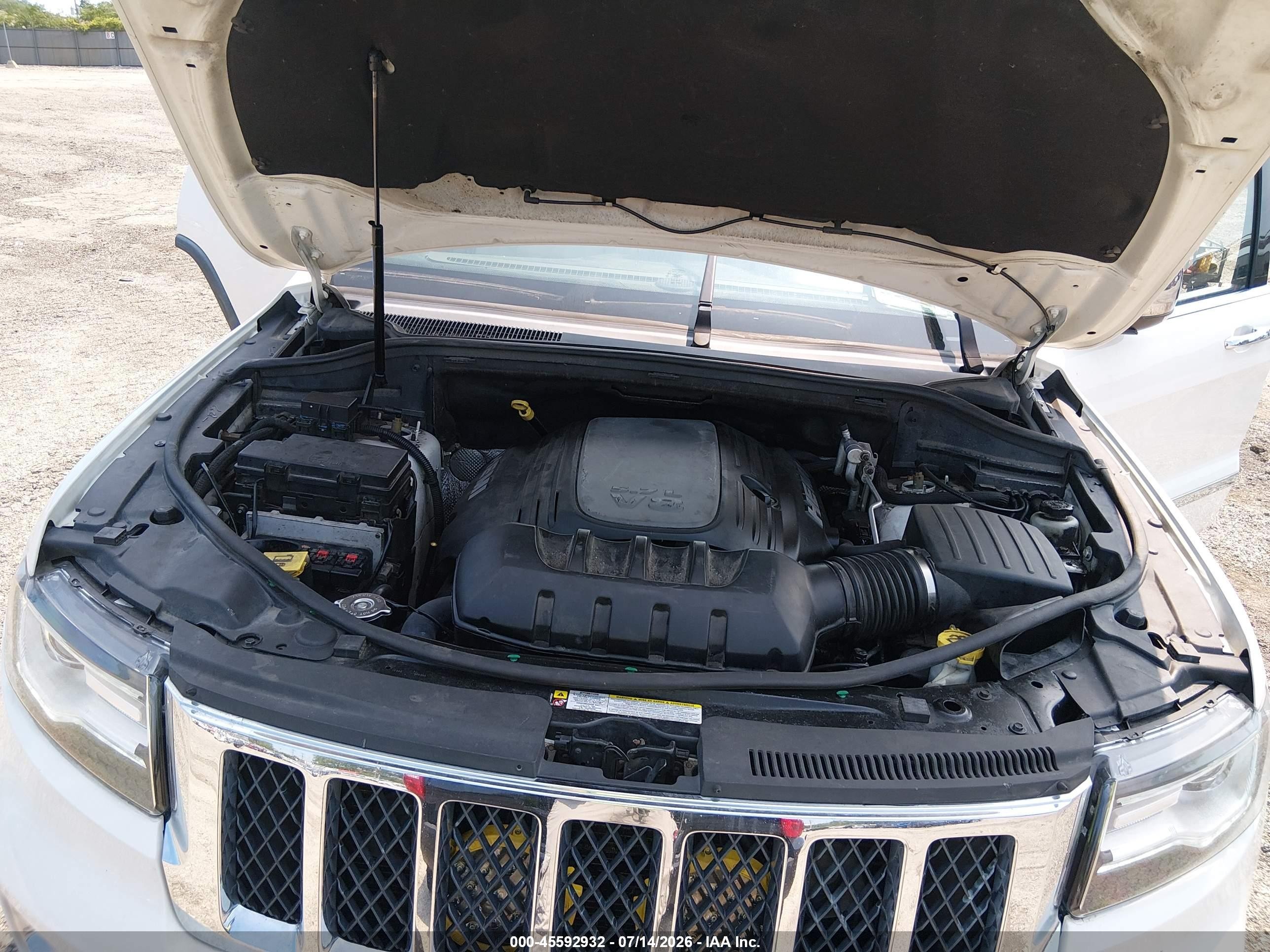 2011 Jeep Grand Cherokee Overland White vin: 1J4RR6GT7BC606231