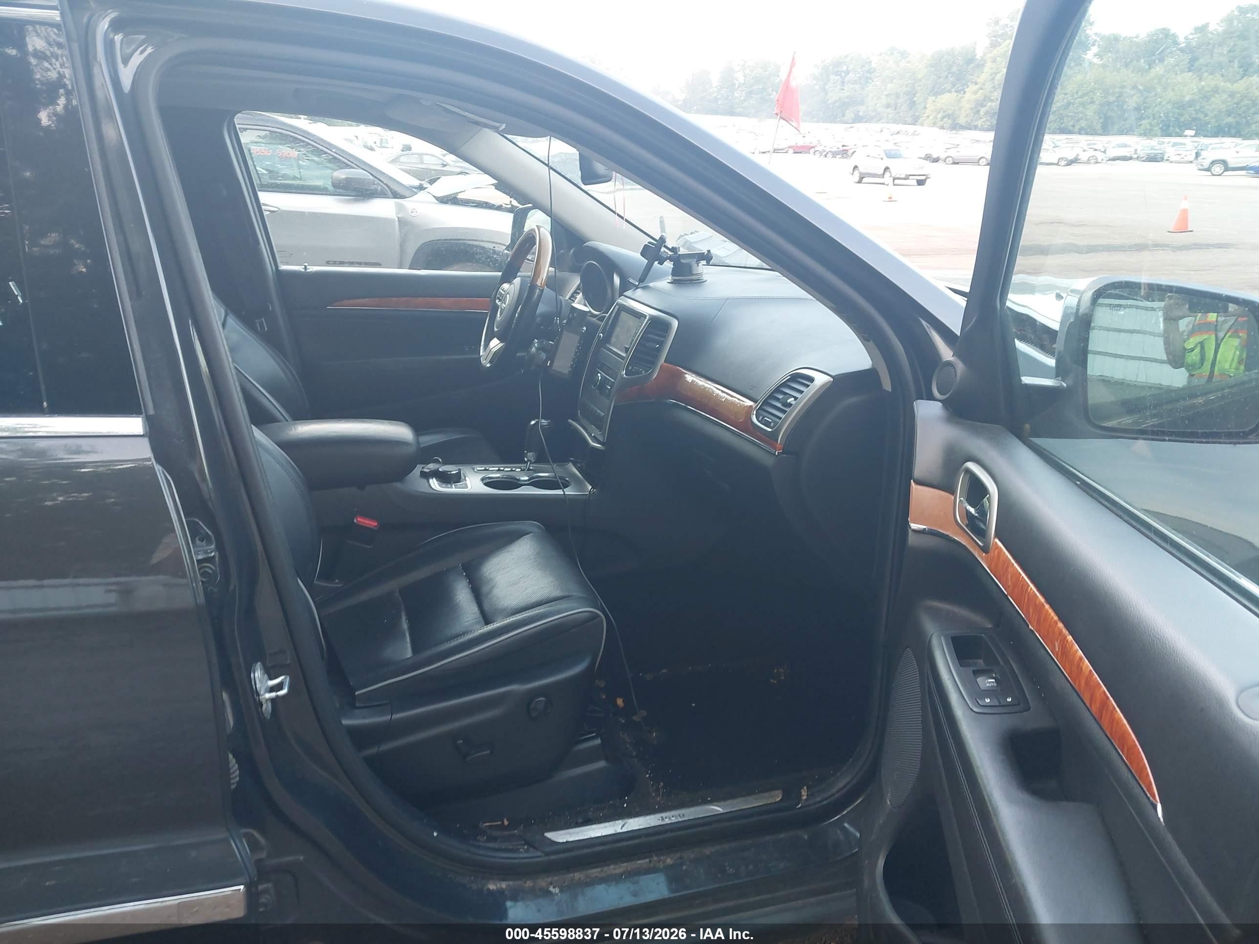 2011 Jeep Grand Cherokee Overland Gray vin: 1J4RR6GT8BC607839
