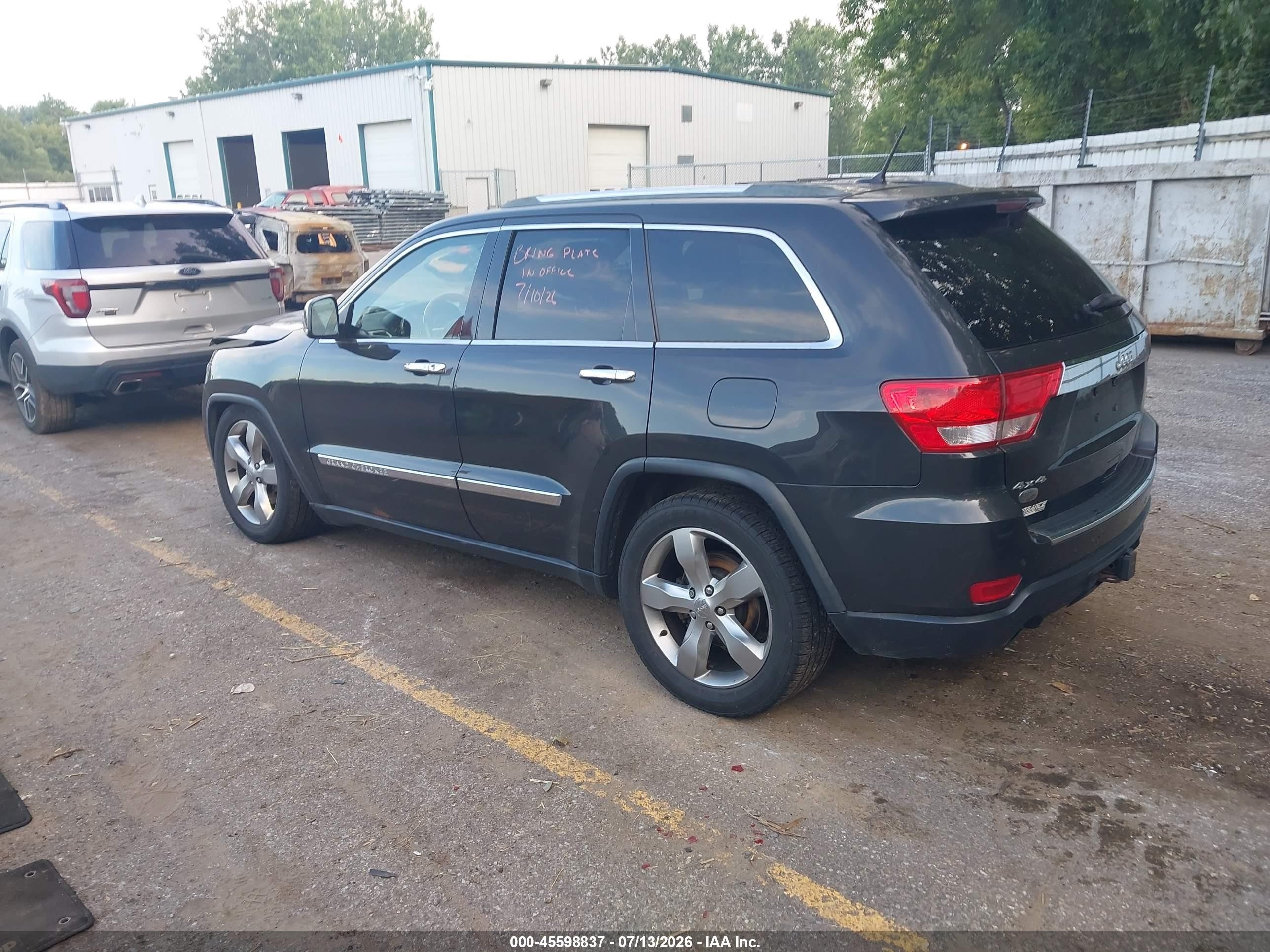 2011 Jeep Grand Cherokee Overland Gray vin: 1J4RR6GT8BC607839