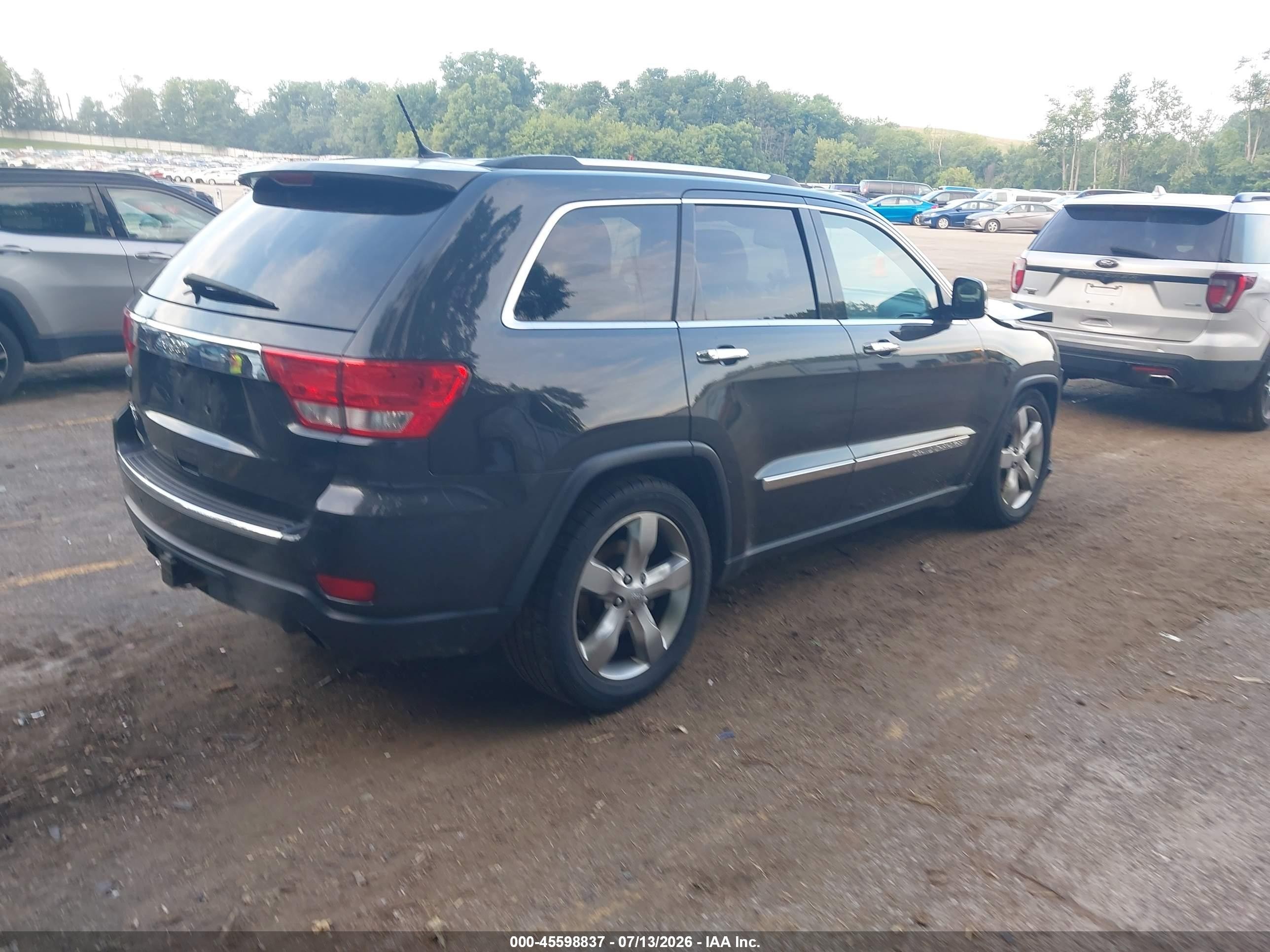 2011 Jeep Grand Cherokee Overland Gray vin: 1J4RR6GT8BC607839