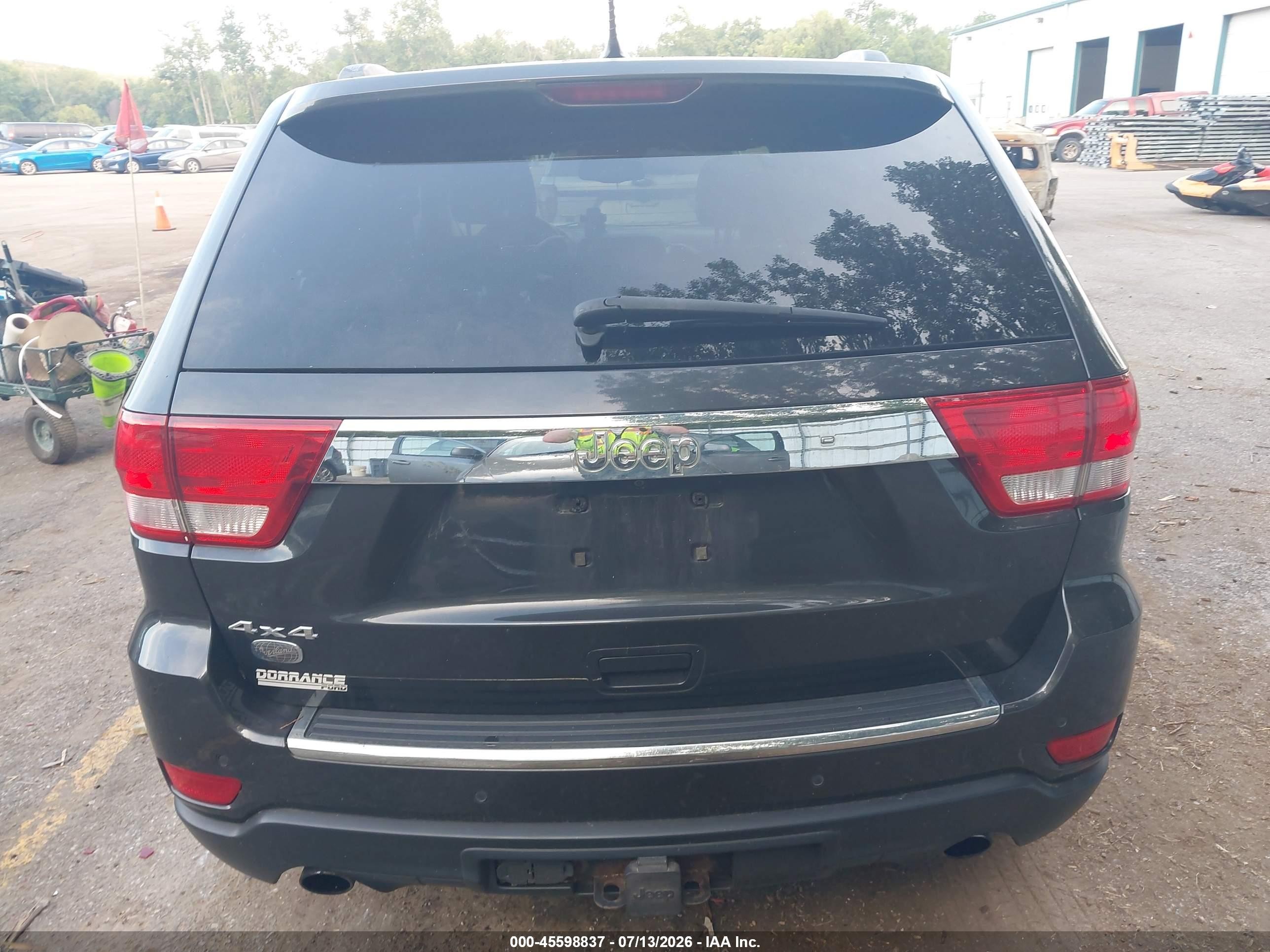 2011 Jeep Grand Cherokee Overland Gray vin: 1J4RR6GT8BC607839