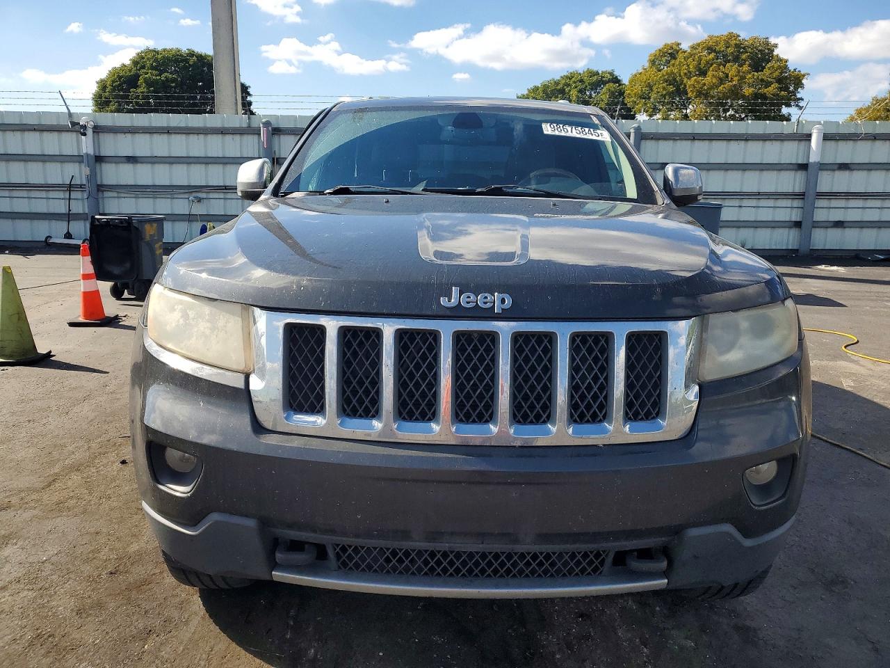 2011 Jeep Grand Cherokee Overland Gray vin: 1J4RR6GT8BC663165