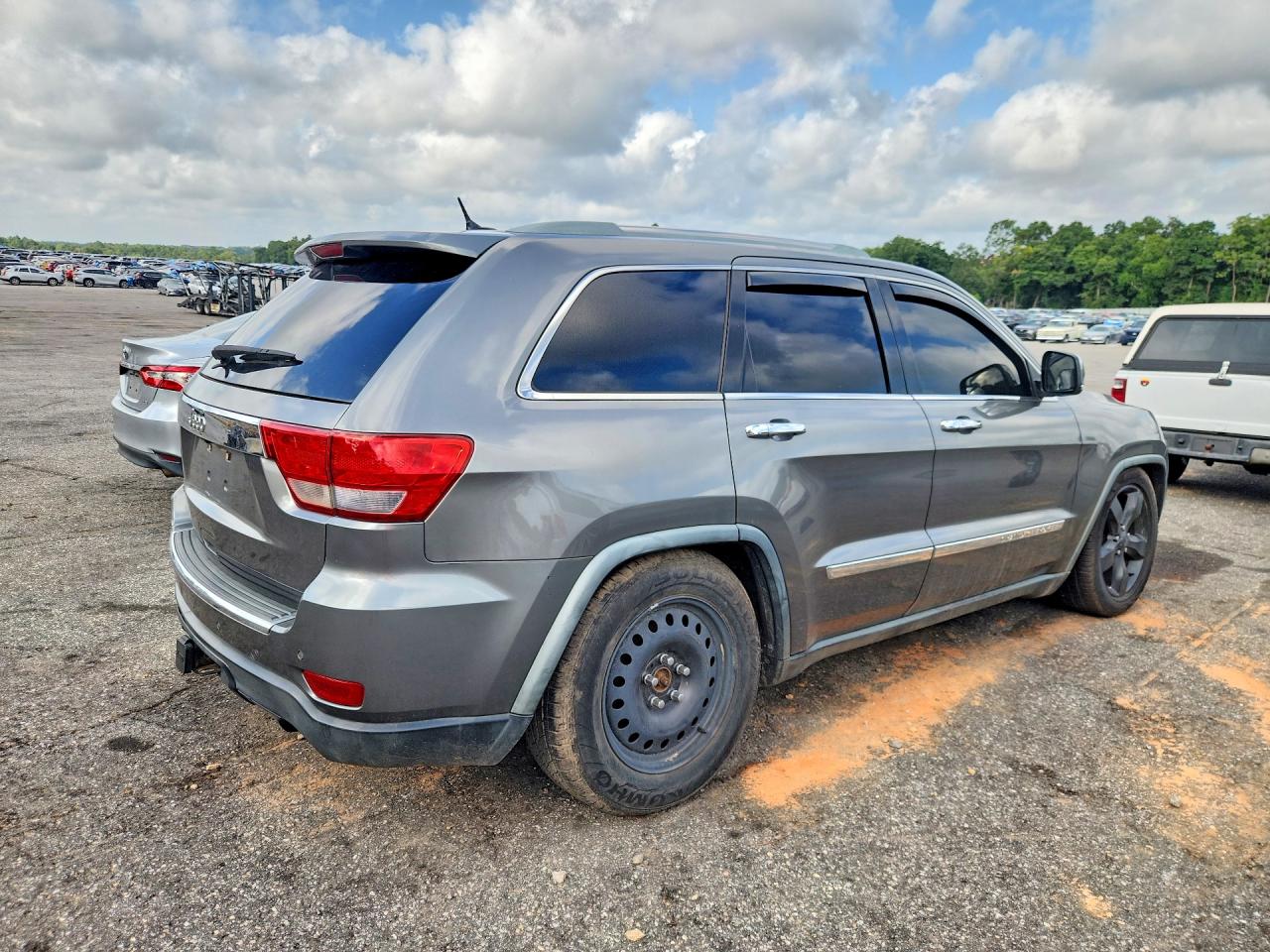 2011 Jeep Grand Cherokee Overland Gray vin: 1J4RR6GT9BC583924