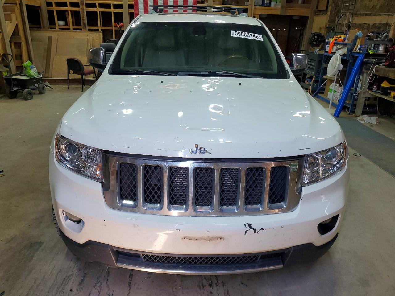 2011 Jeep Grand Cherokee Overland White vin: 1J4RR6GTXBC536269