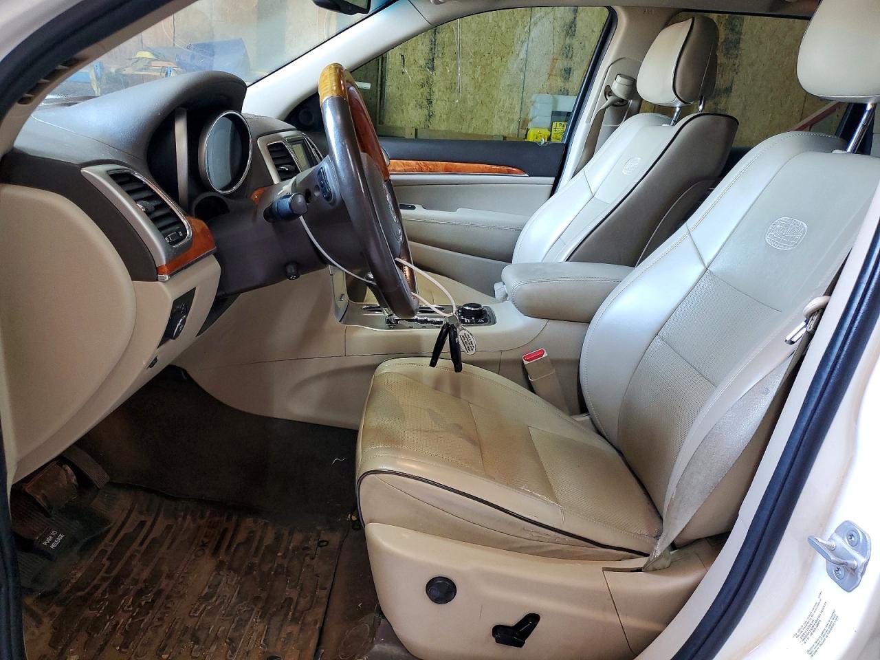 2011 Jeep Grand Cherokee Overland White vin: 1J4RR6GTXBC536269