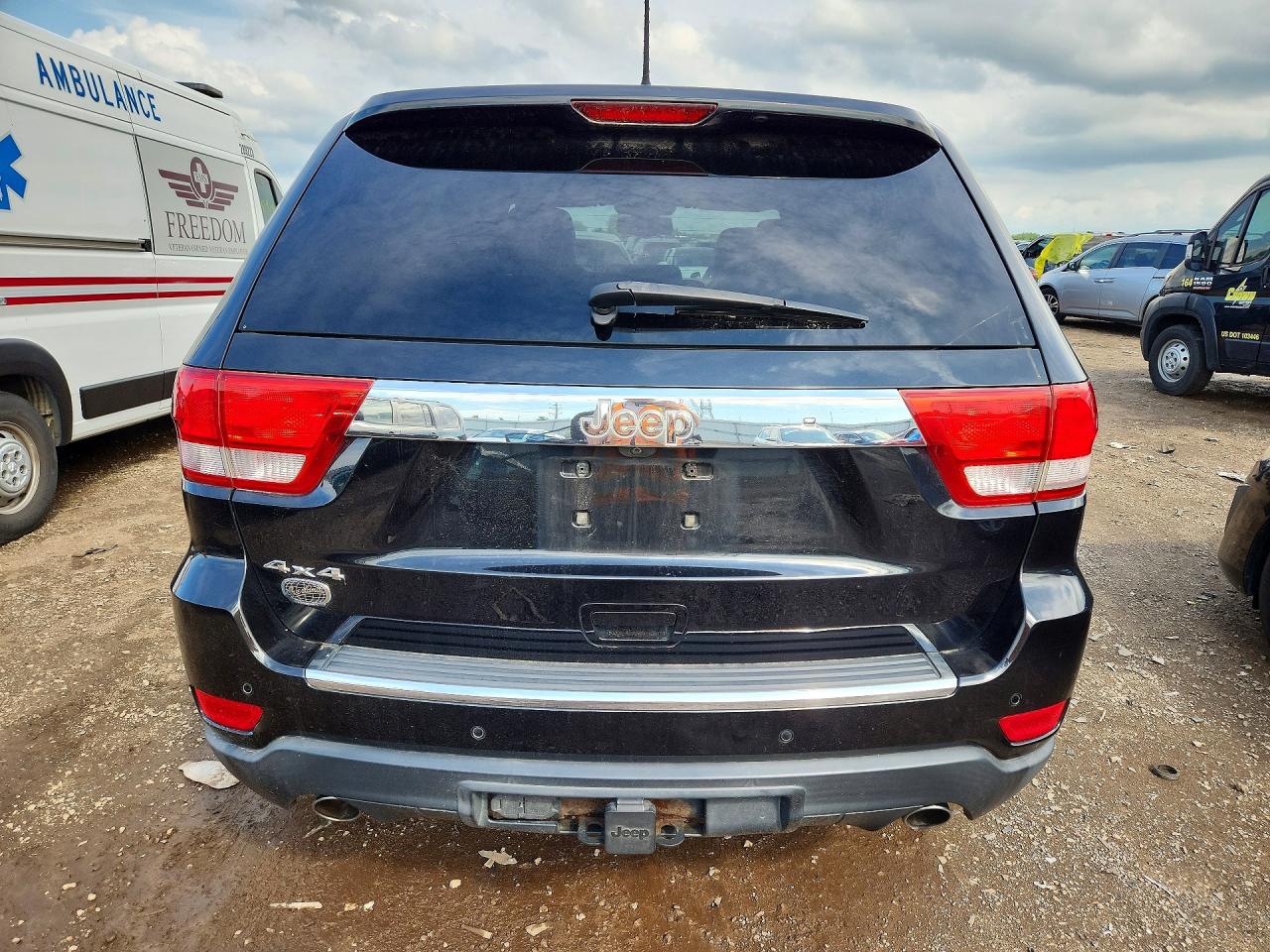 2011 Jeep Grand Cherokee Overland Black vin: 1J4RR6GTXBC684499