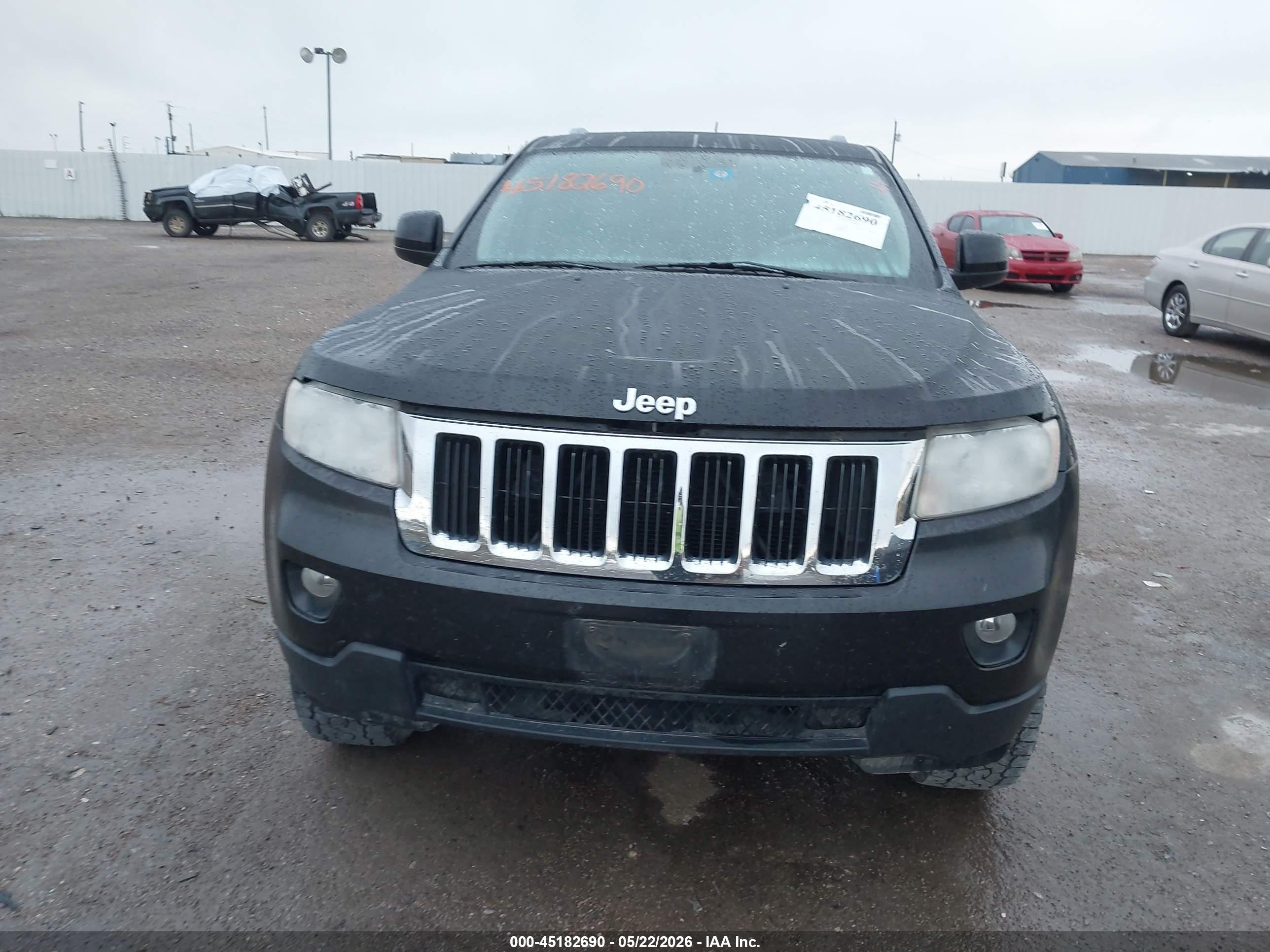 2011 Jeep Grand Cherokee Laredo Black vin: 1J4RS4GG0BC568742