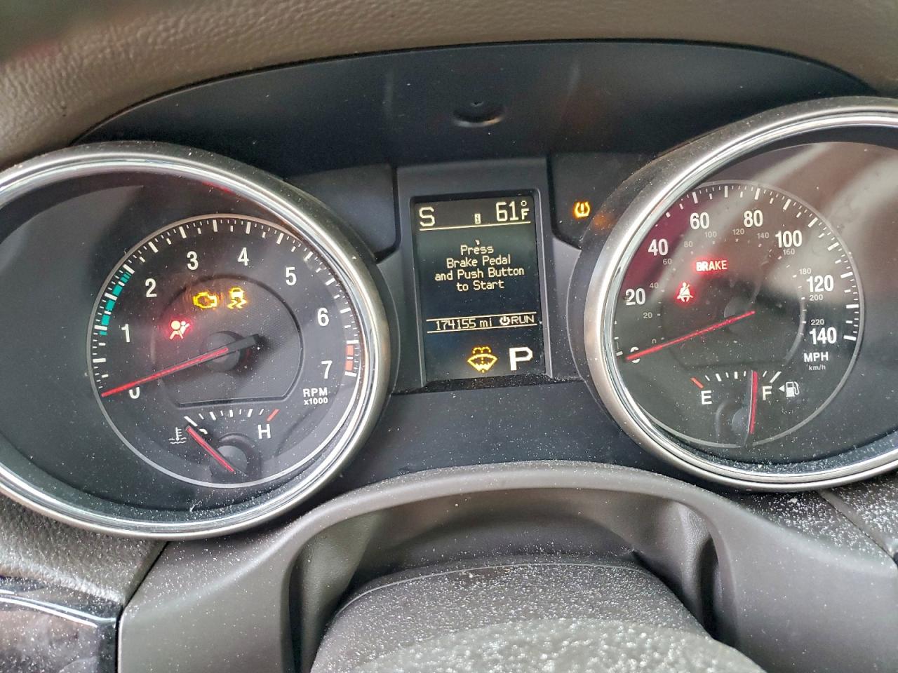 2011 Jeep Grand Cherokee Laredo White vin: 1J4RS4GG1BC539136