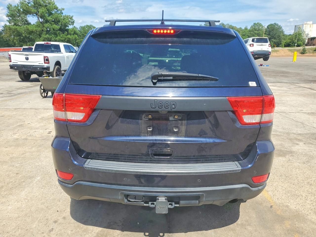 2011 Jeep Grand Cherokee Laredo Blue vin: 1J4RS4GG1BC545261
