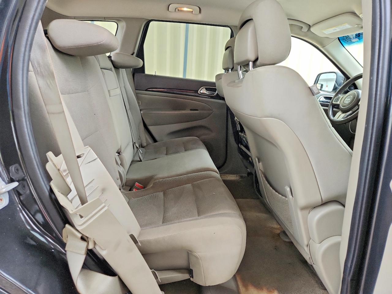 2011 Jeep Grand Cherokee Laredo Black vin: 1J4RS4GG1BC577739