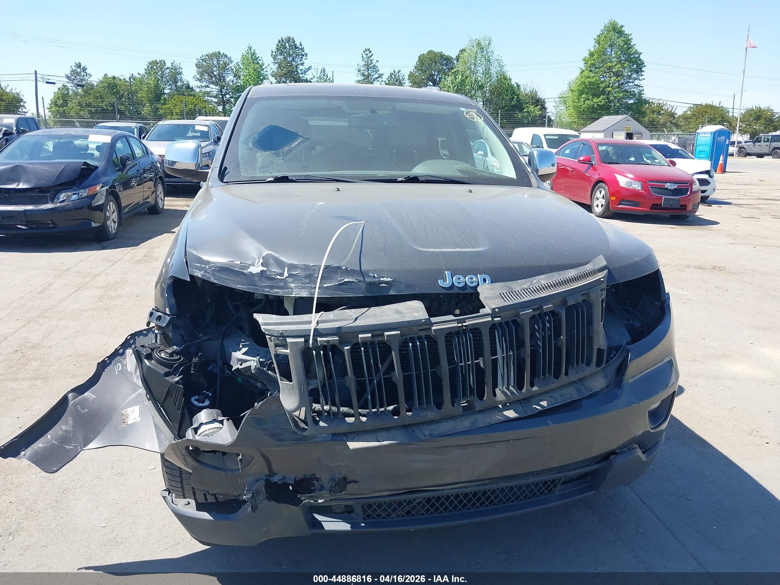 2011 Jeep Grand Cherokee Laredo Gray vin: 1J4RS4GG1BC611503