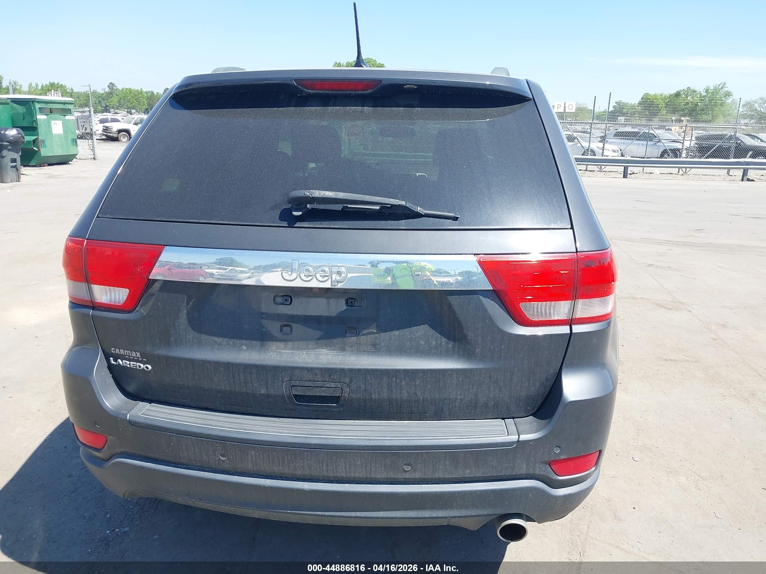 2011 Jeep Grand Cherokee Laredo Gray vin: 1J4RS4GG1BC611503