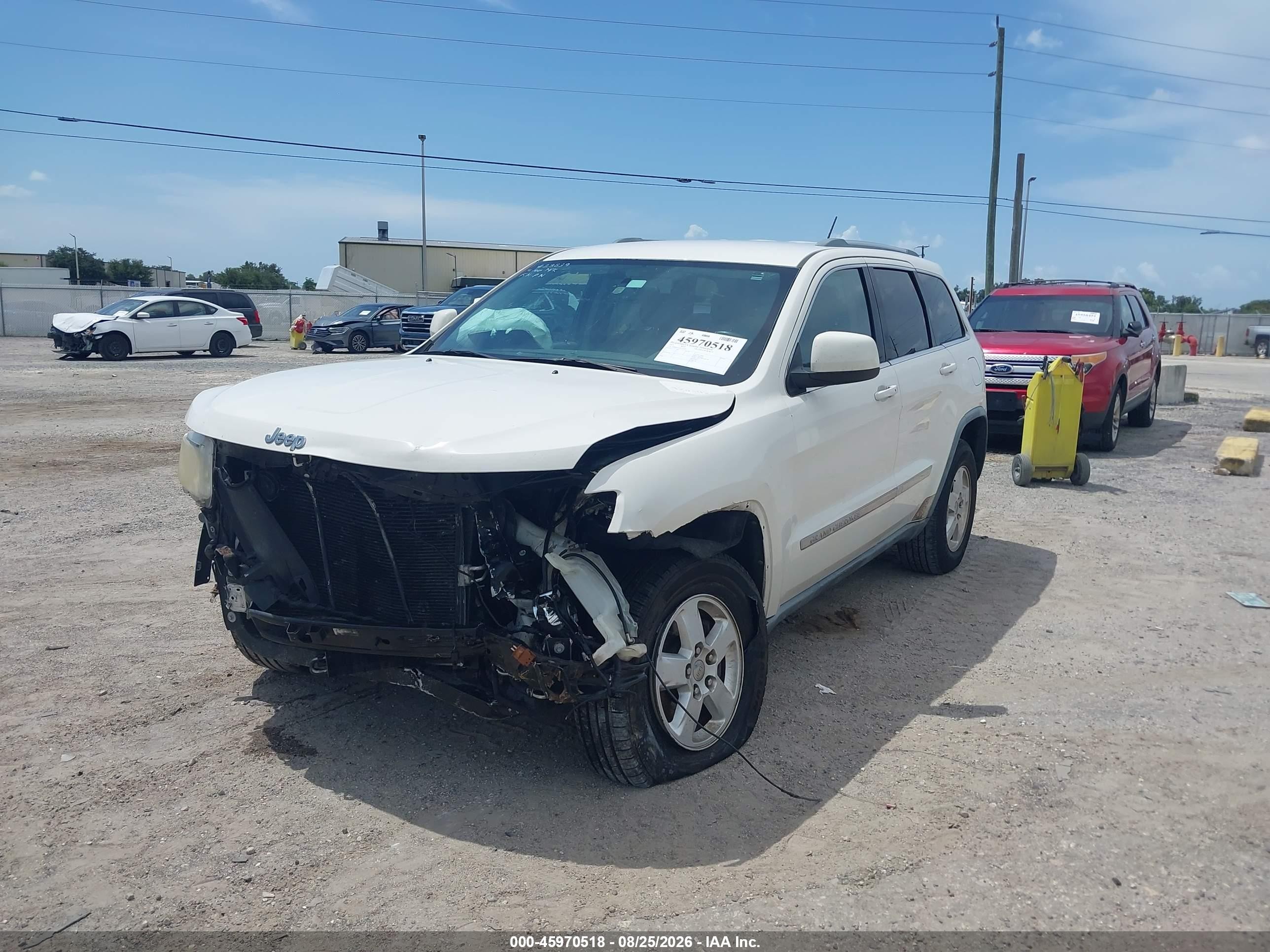 2011 Jeep Grand Cherokee Laredo White vin: 1J4RS4GG1BC716560