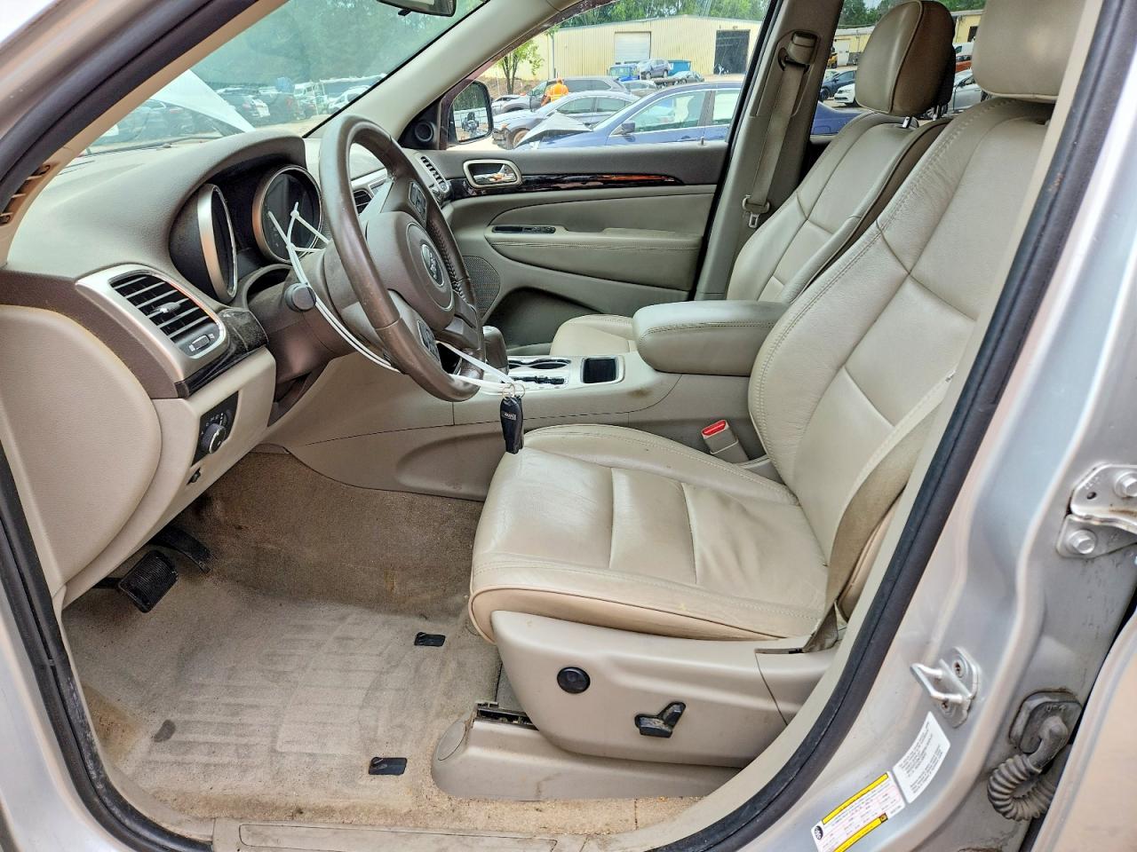 2011 Jeep Grand Cherokee Laredo Silver vin: 1J4RS4GG2BC521194