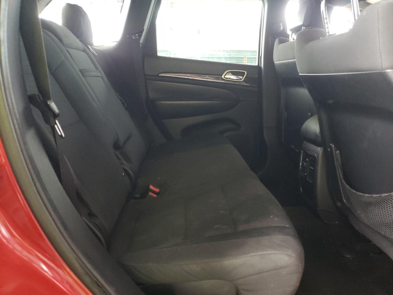 2011 Jeep Grand Cherokee Laredo Red vin: 1J4RS4GG2BC537458