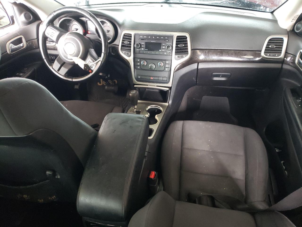 2011 Jeep Grand Cherokee Laredo Red vin: 1J4RS4GG2BC537458