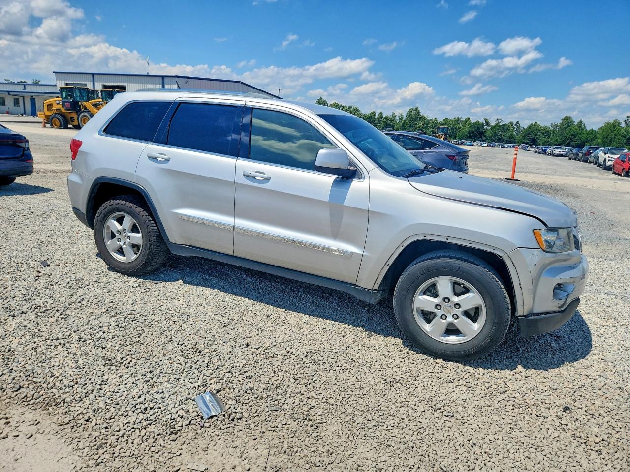 2011 Jeep Grand Cherokee Laredo Silver vin: 1J4RS4GG2BC549139