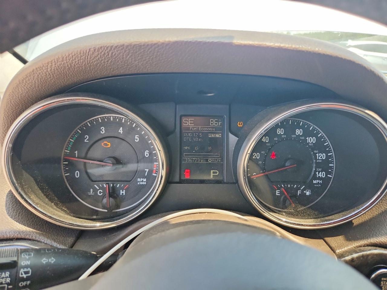 2011 Jeep Grand Cherokee Laredo Silver vin: 1J4RS4GG2BC549139