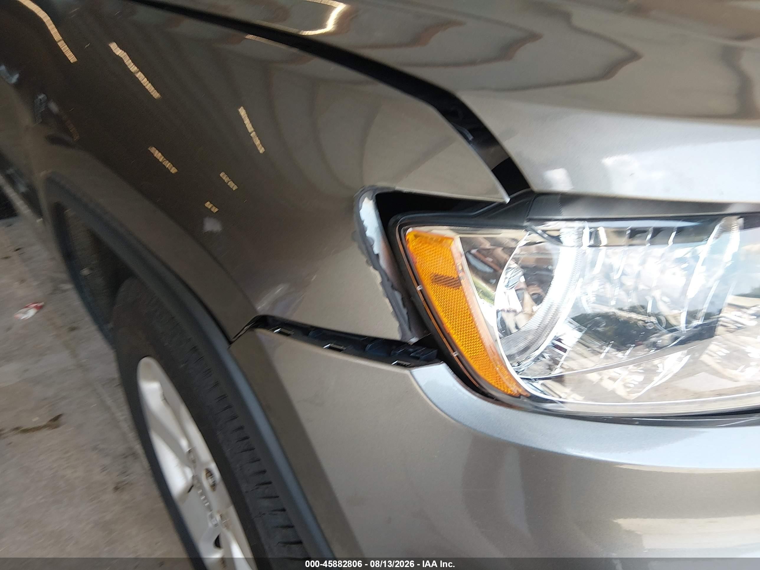 2011 Jeep Grand Cherokee Laredo Gray vin: 1J4RS4GG5BC723642