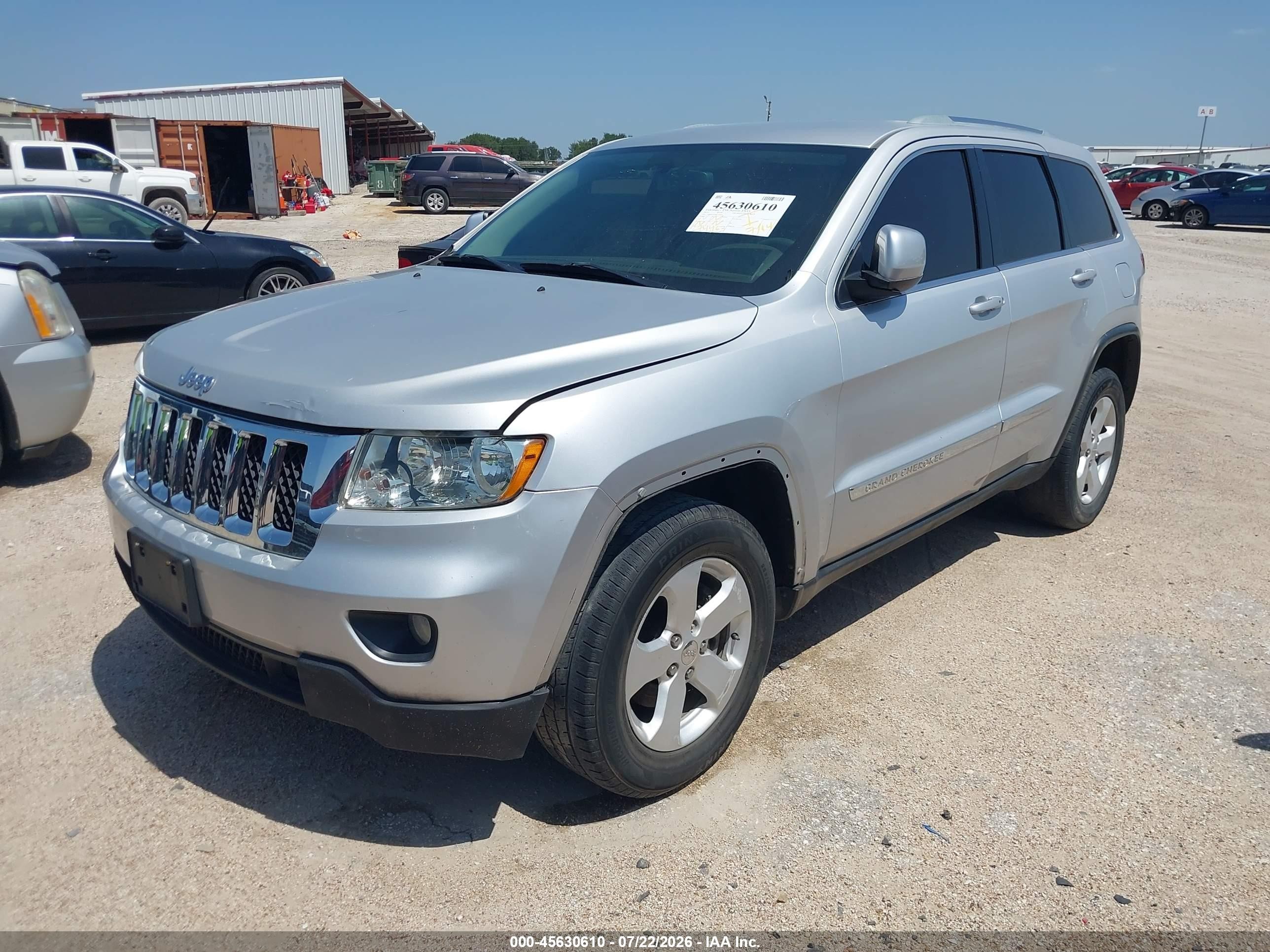 2011 Jeep Grand Cherokee Laredo Silver vin: 1J4RS4GG5BC745933