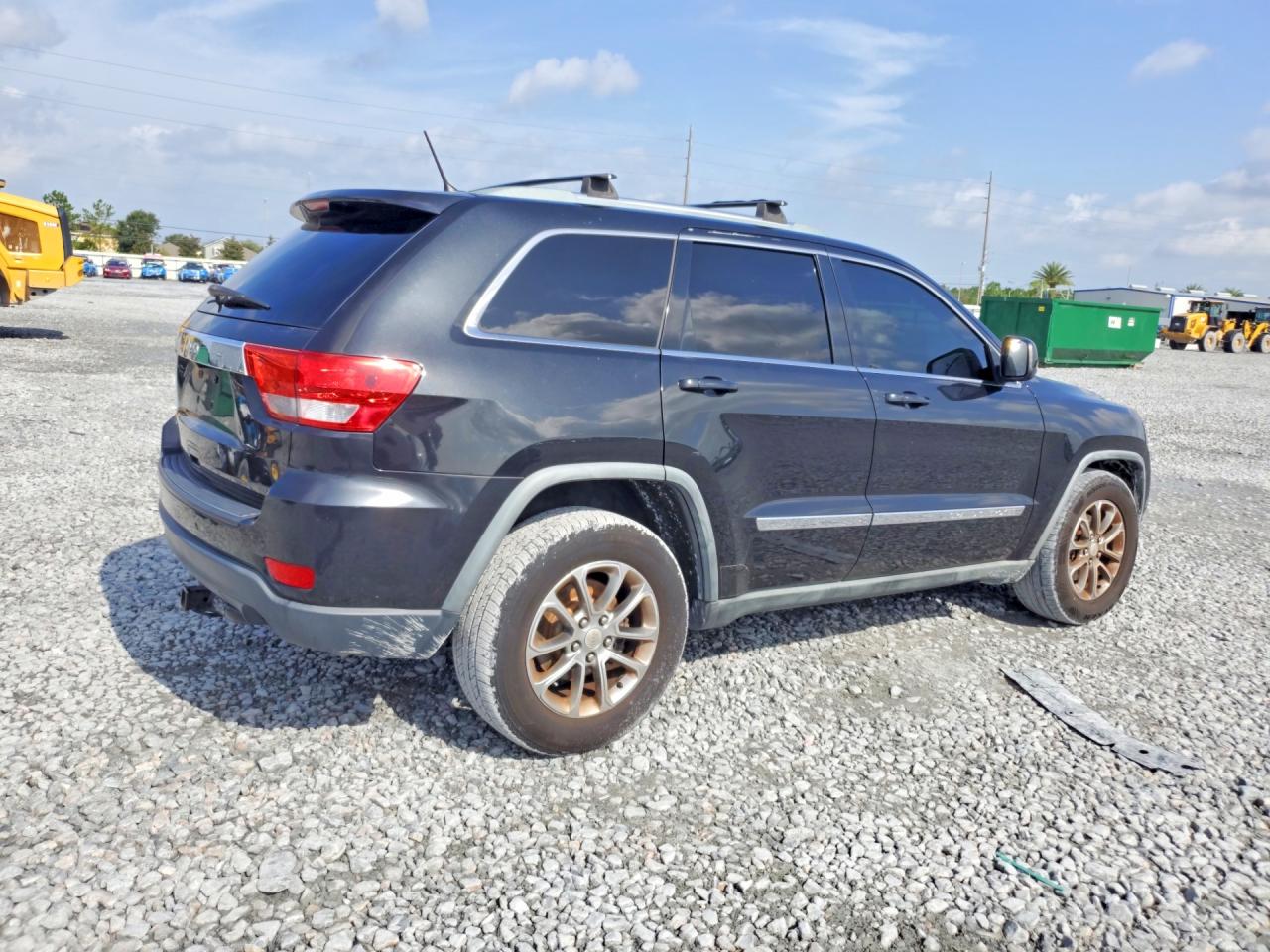 2011 Jeep Grand Cherokee Laredo Charcoal vin: 1J4RS4GG6BC611397
