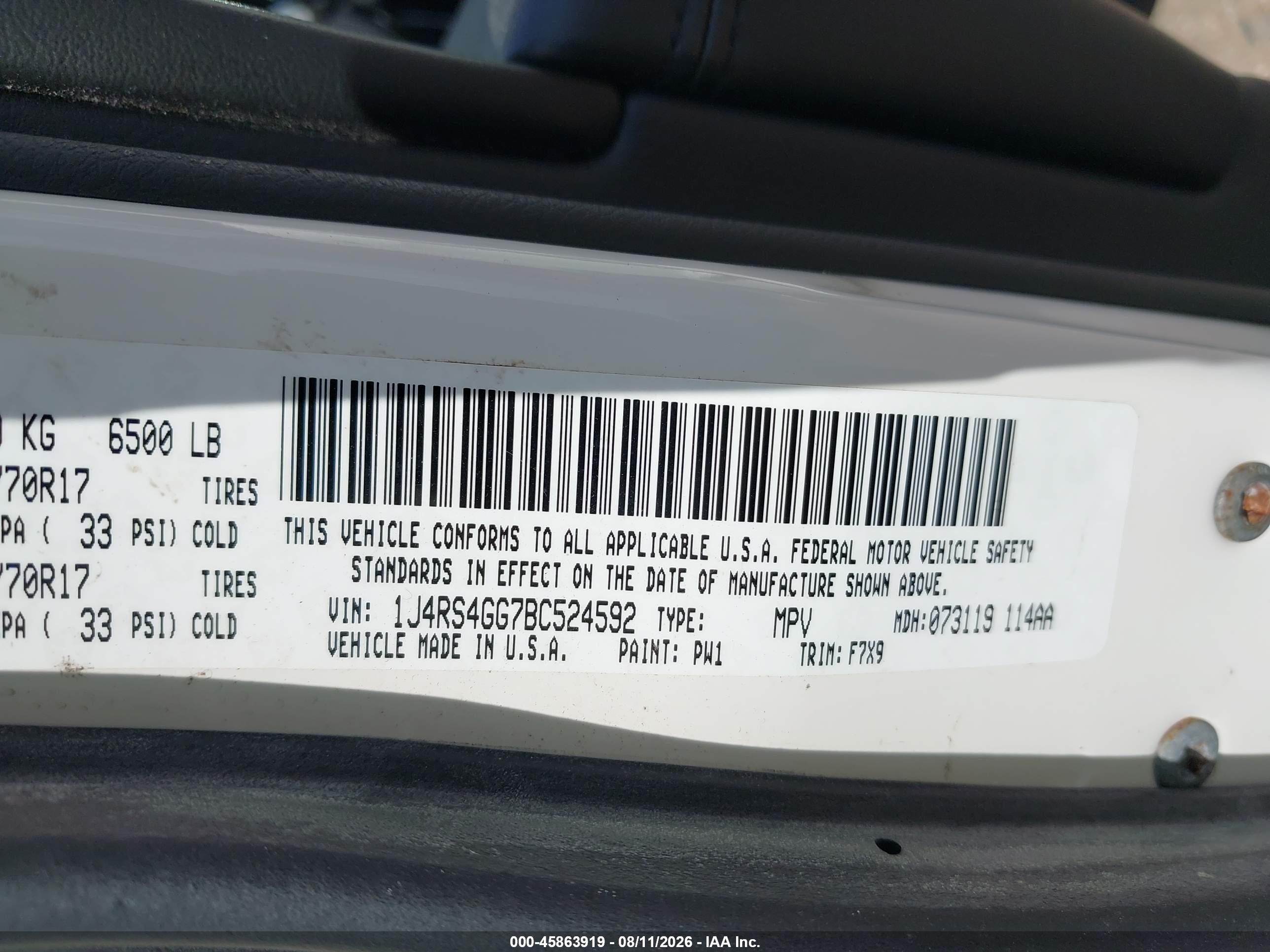 2011 Jeep Grand Cherokee Laredo White vin: 1J4RS4GG7BC524592