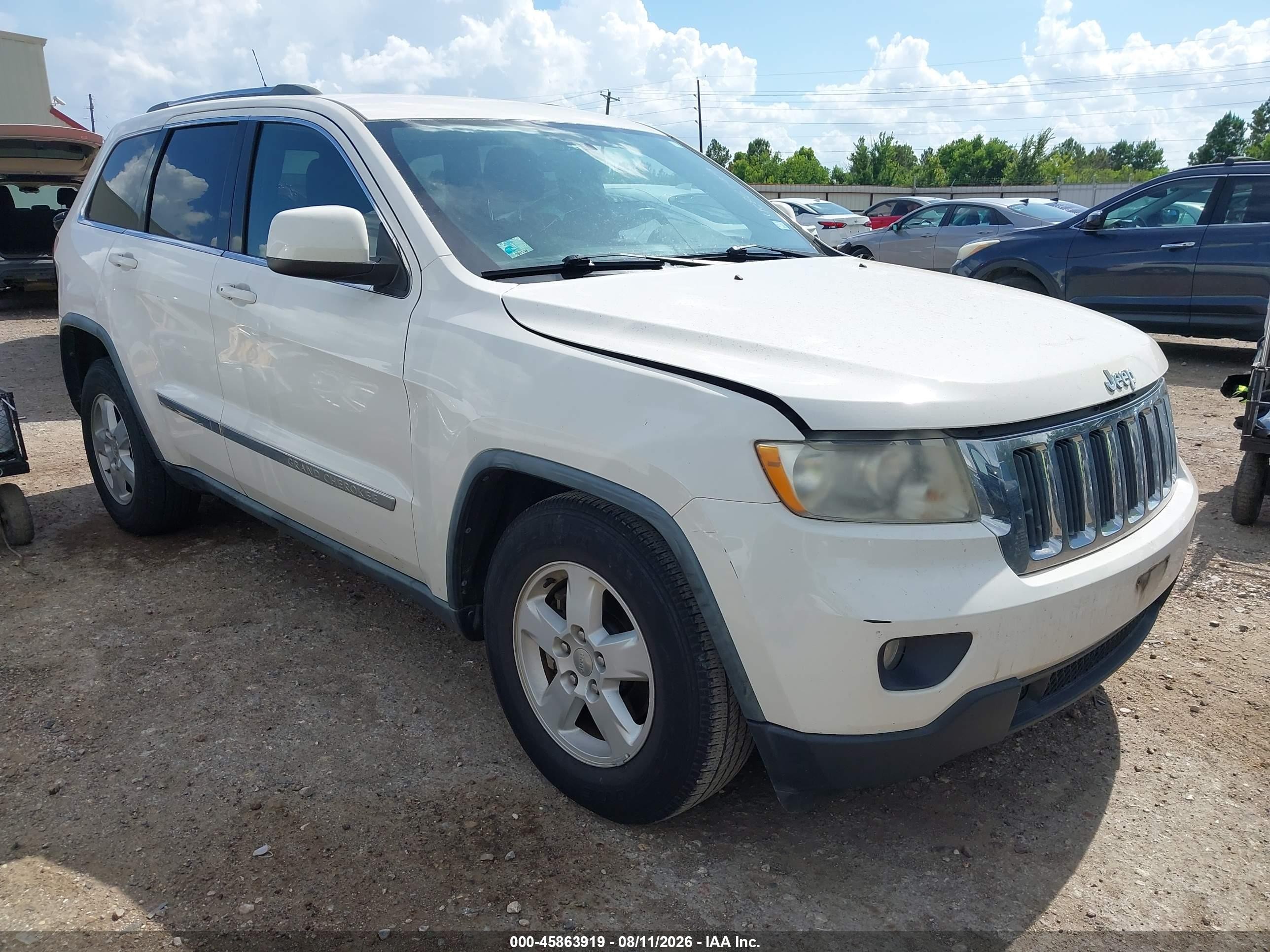 2011 Jeep Grand Cherokee Laredo White vin: 1J4RS4GG7BC524592