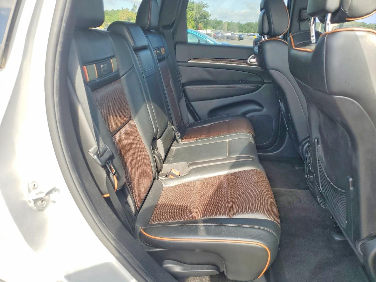 2011 Jeep Grand Cherokee Laredo Silver vin: 1J4RS4GG7BC646563