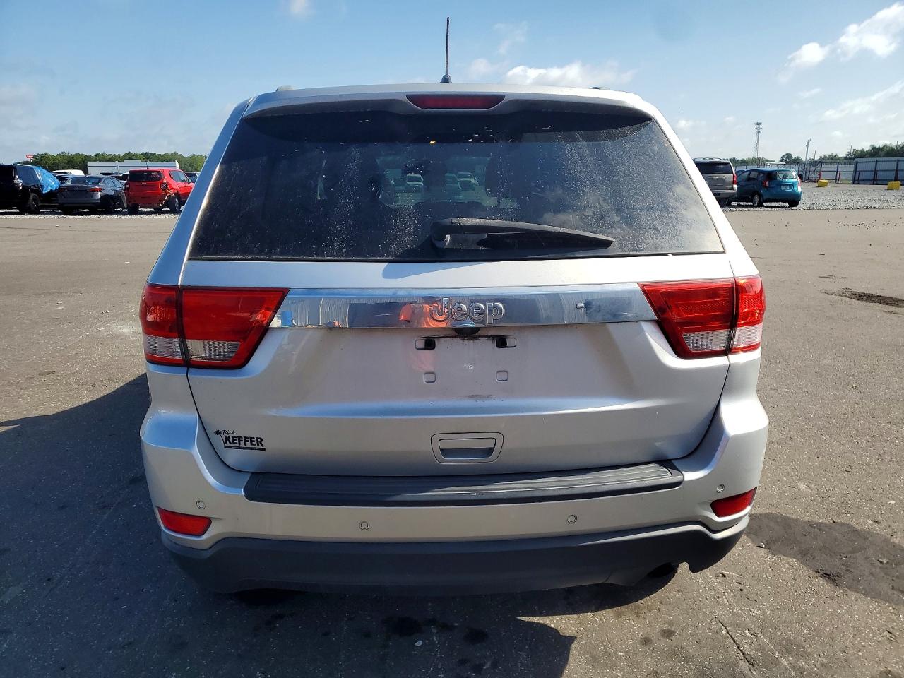 2011 Jeep Grand Cherokee Laredo Silver vin: 1J4RS4GG7BC646563