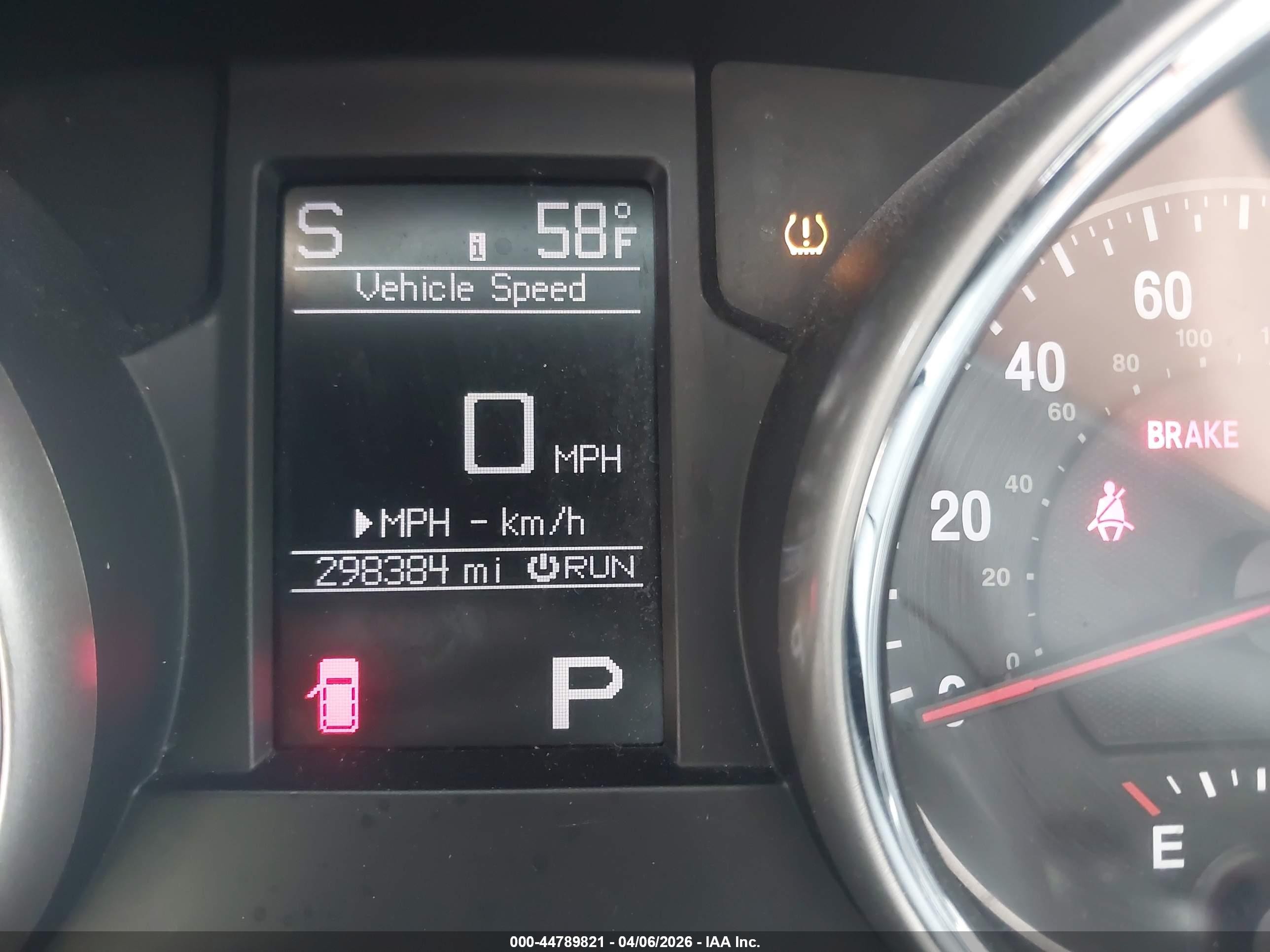2011 Jeep Grand Cherokee Laredo Белый vin: 1J4RS4GG8BC554071