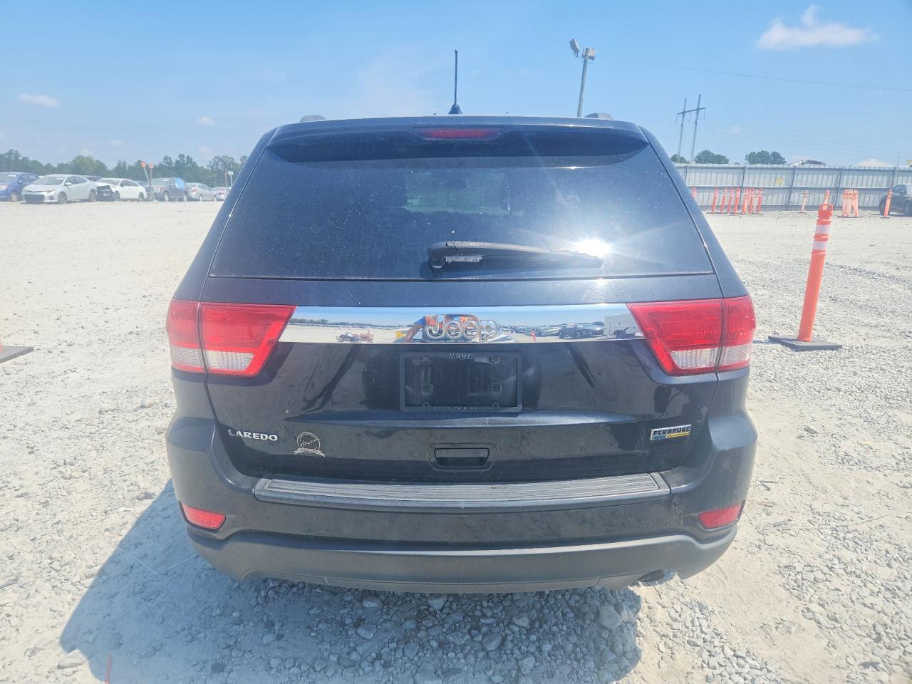2011 Jeep Grand Cherokee Laredo Black vin: 1J4RS4GGXBC533898