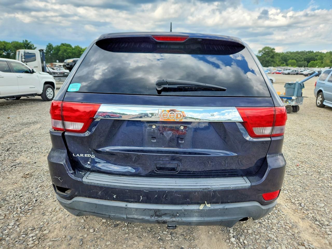 2011 Jeep Grand Cherokee Laredo Blue vin: 1J4RS4GGXBC569431