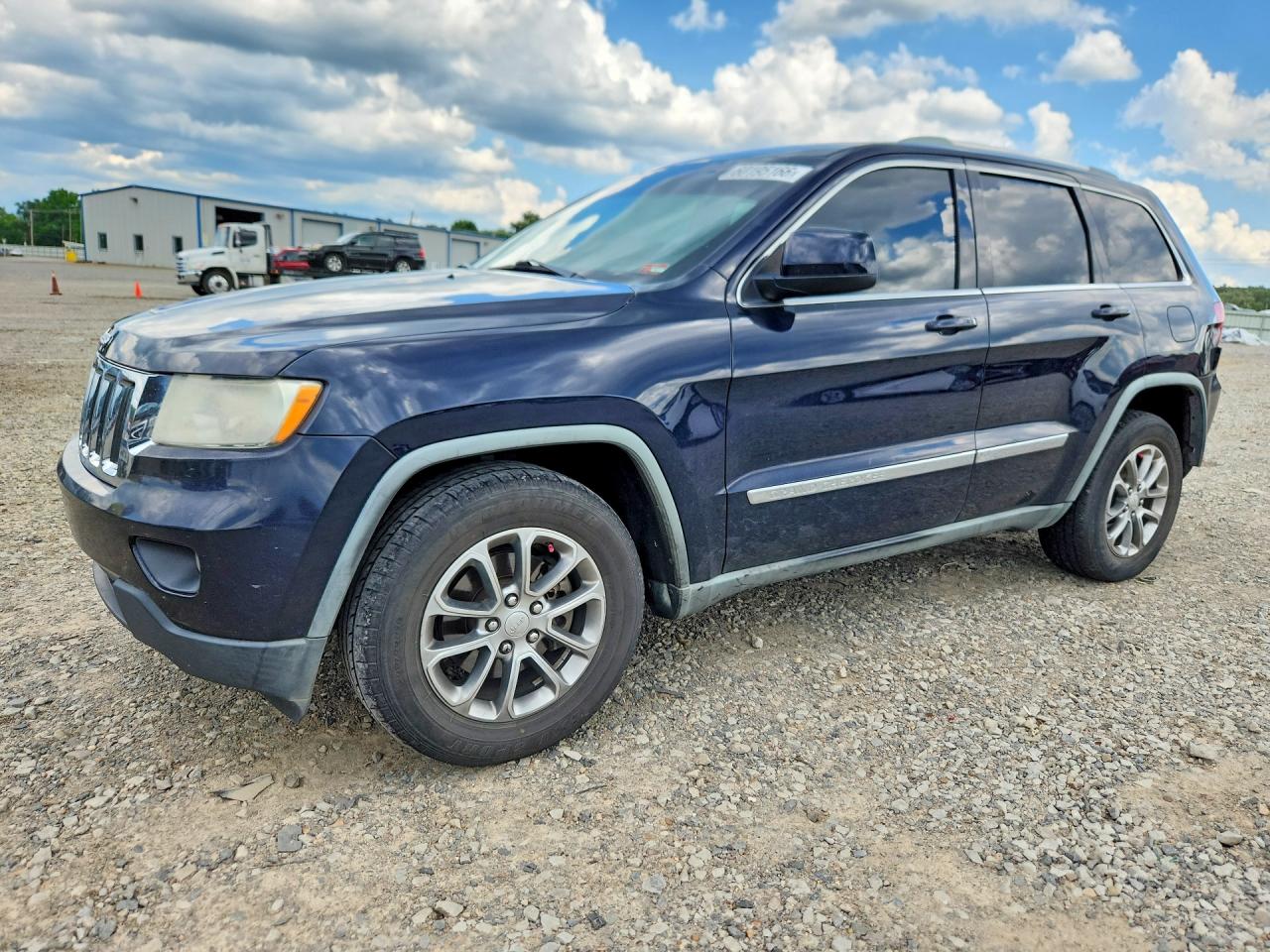 2011 Jeep Grand Cherokee Laredo Blue vin: 1J4RS4GGXBC569431