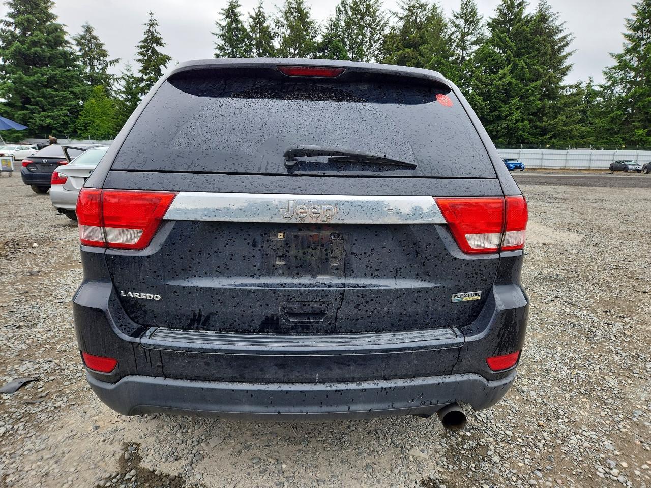 2011 Jeep Grand Cherokee Laredo Черный vin: 1J4RS4GGXBC658240
