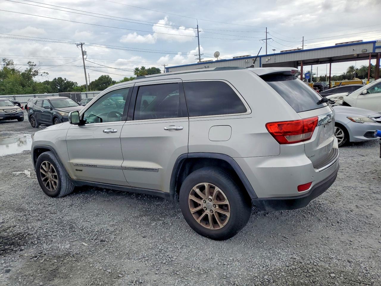 2011 Jeep Grand Cherokee Limited Silver vin: 1J4RS5GG1BC558341