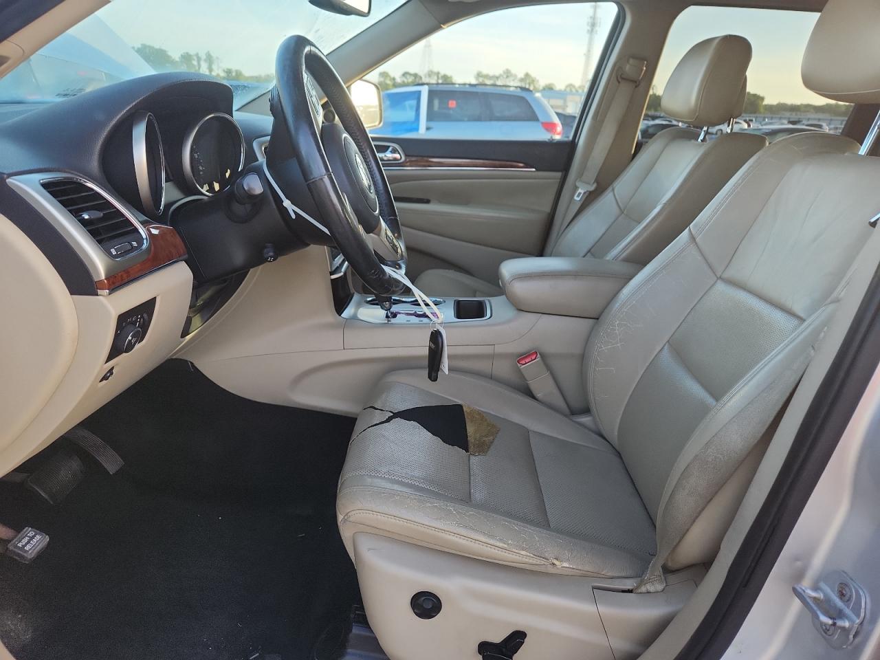 2011 Jeep Grand Cherokee Limited Silver vin: 1J4RS5GG8BC659750