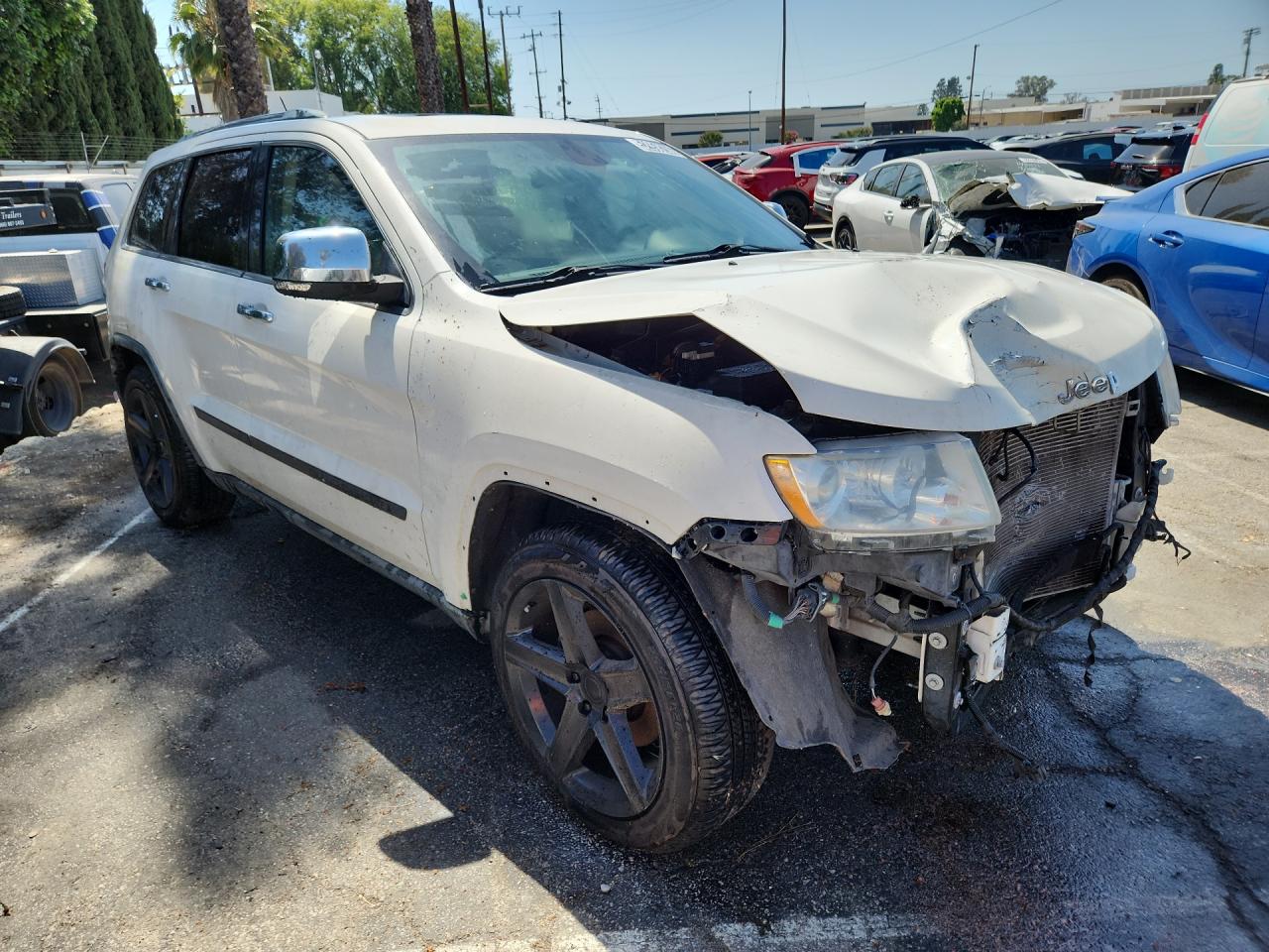 2011 Jeep Grand Cherokee Limited White vin: 1J4RS5GT7BC569275 Damage: Grille, Missing, Replacement Required