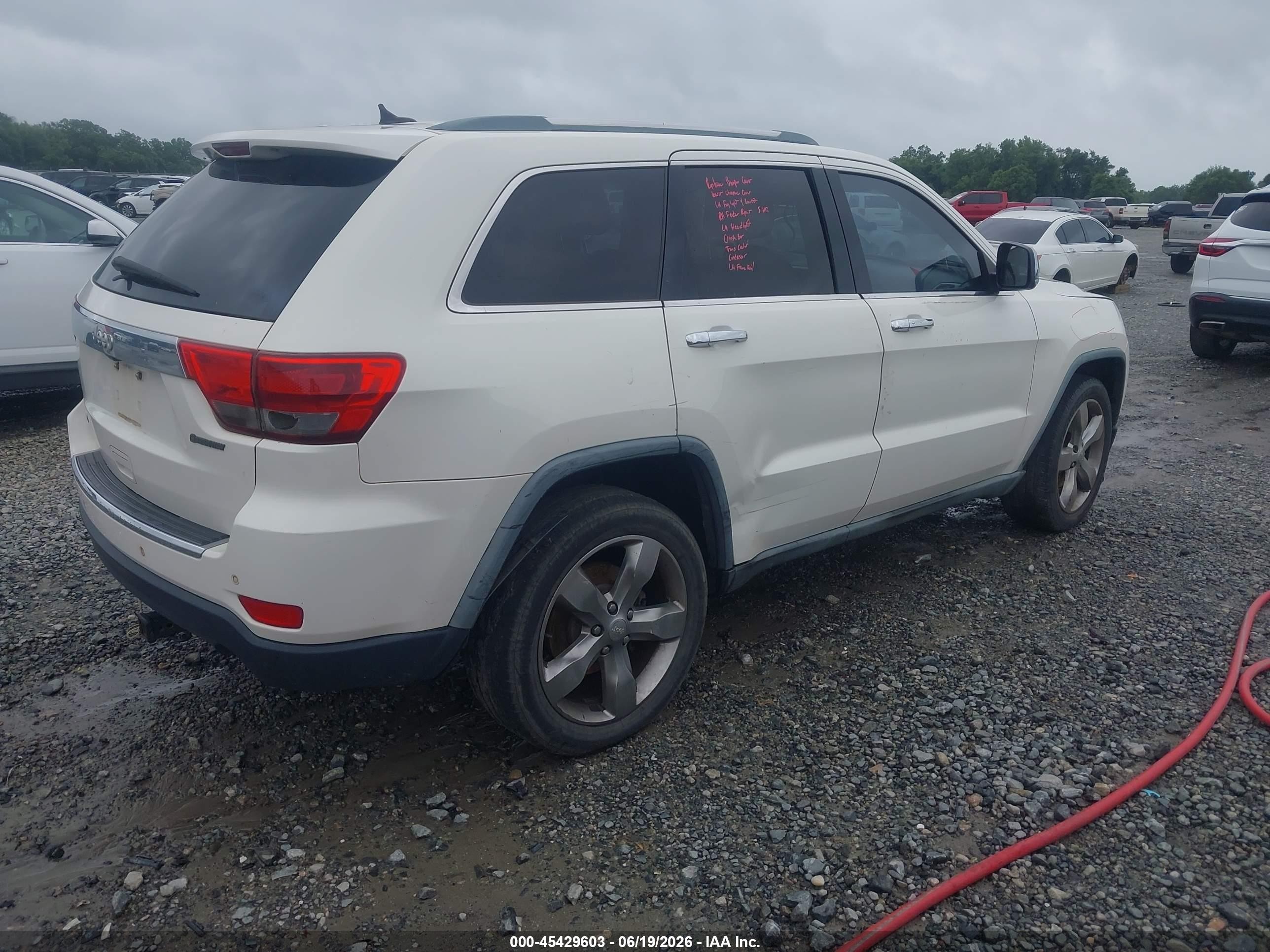 2011 Jeep Grand Cherokee Overland White vin: 1J4RS6GG1BC611402