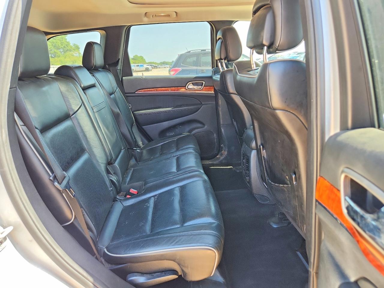 2011 Jeep Grand Cherokee Overland Silver vin: 1J4RS6GG7BC644629