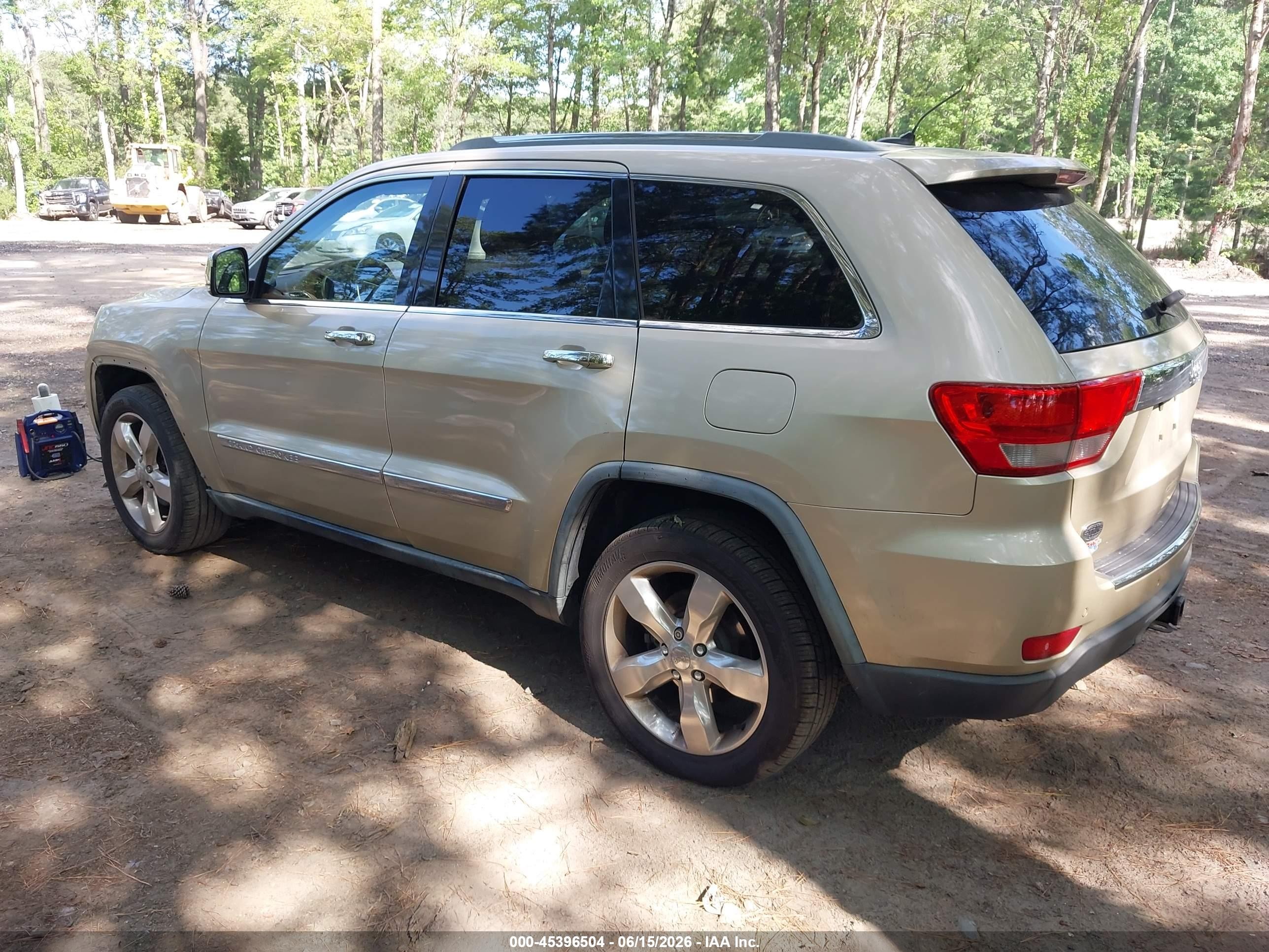 2011 Jeep Grand Cherokee Overland Gold vin: 1J4RS6GG7BC707129