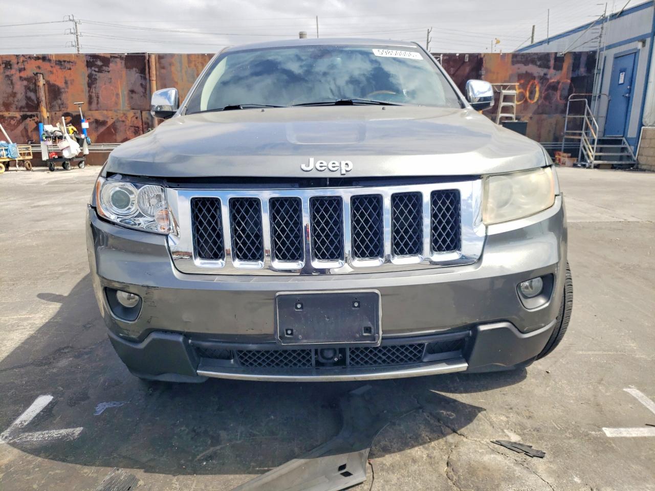 2011 Jeep Grand Cherokee Overland Gray vin: 1J4RS6GG8BC739538