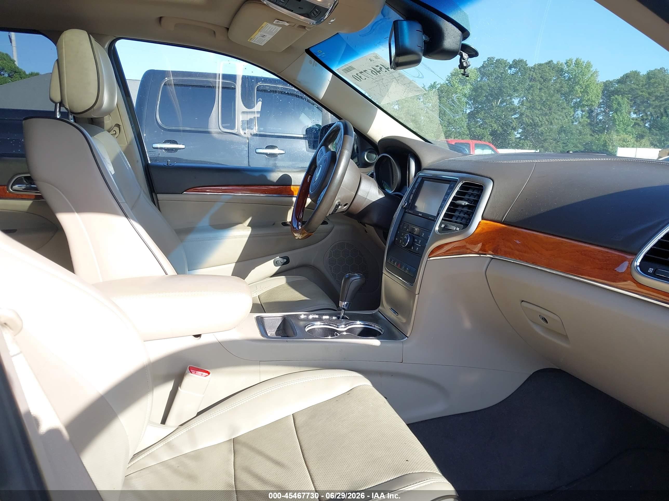 2011 Jeep Grand Cherokee Overland Gray vin: 1J4RS6GT0BC584013