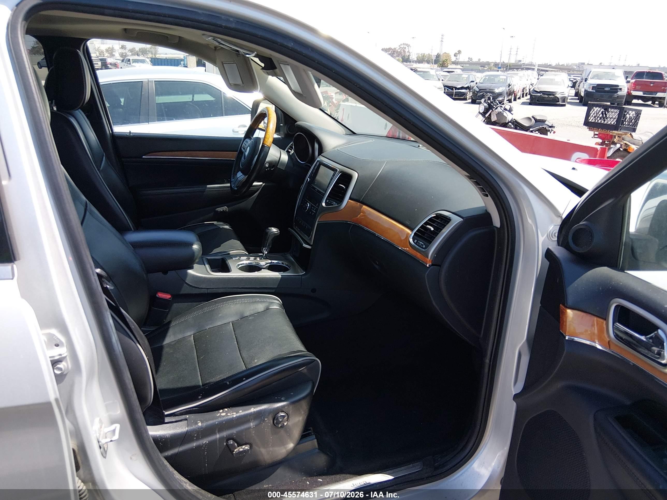 2011 Jeep Grand Cherokee Overland Silver vin: 1J4RS6GT8BC515912